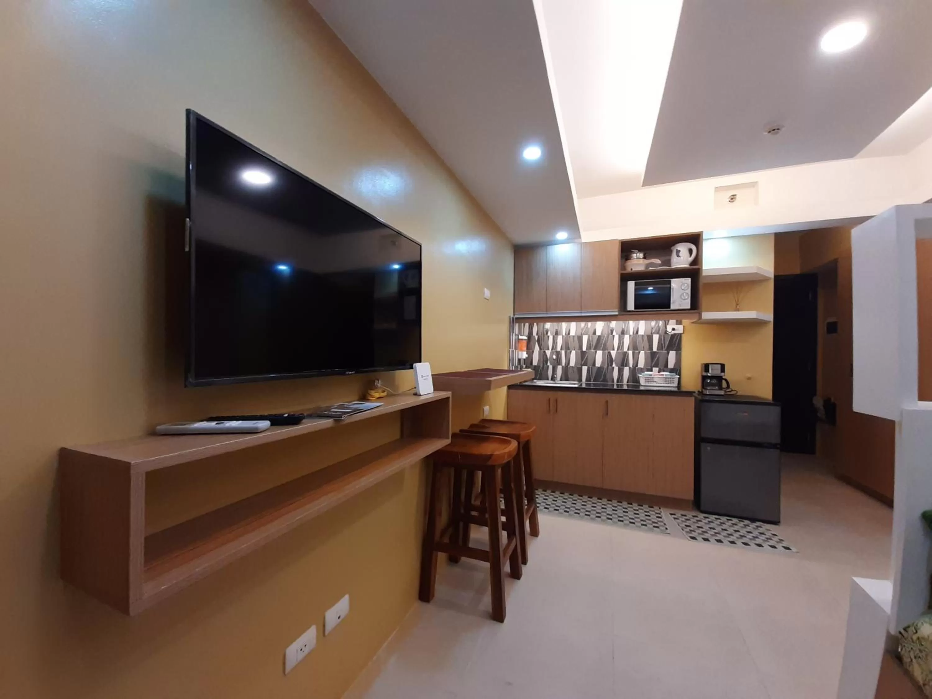 TV and multimedia in 1Tagaytay
