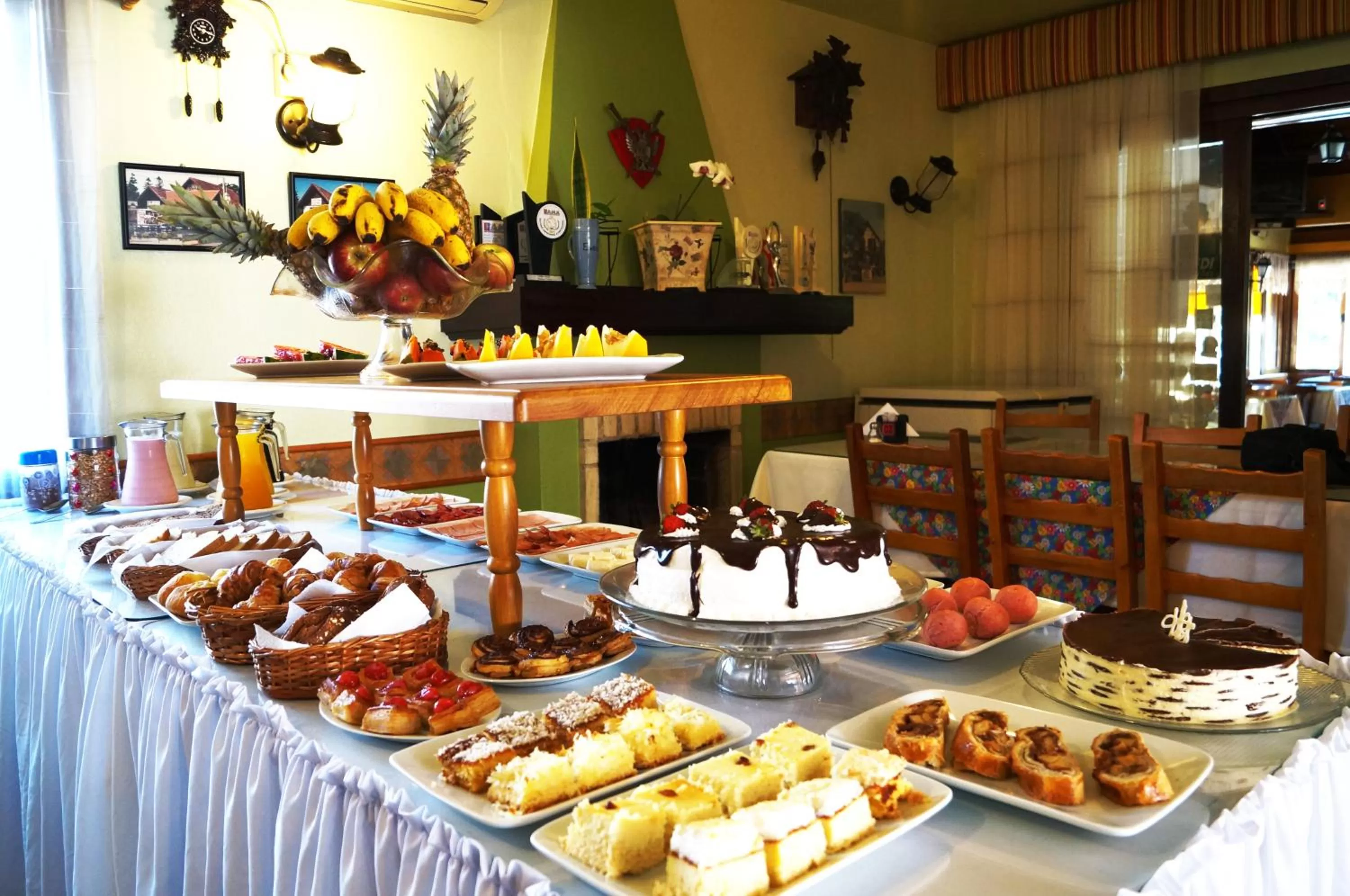 Food and drinks in Hotel Park Haus