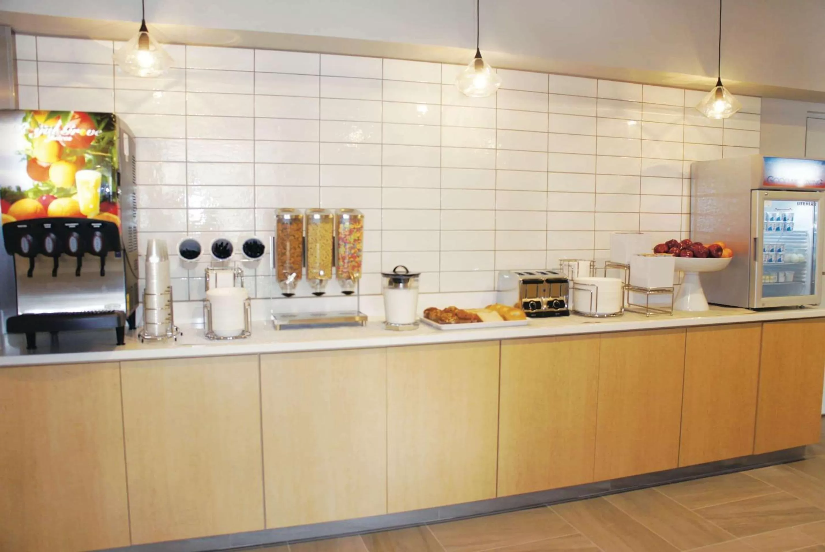 Restaurant/places to eat in La Quinta by Wyndham Madera