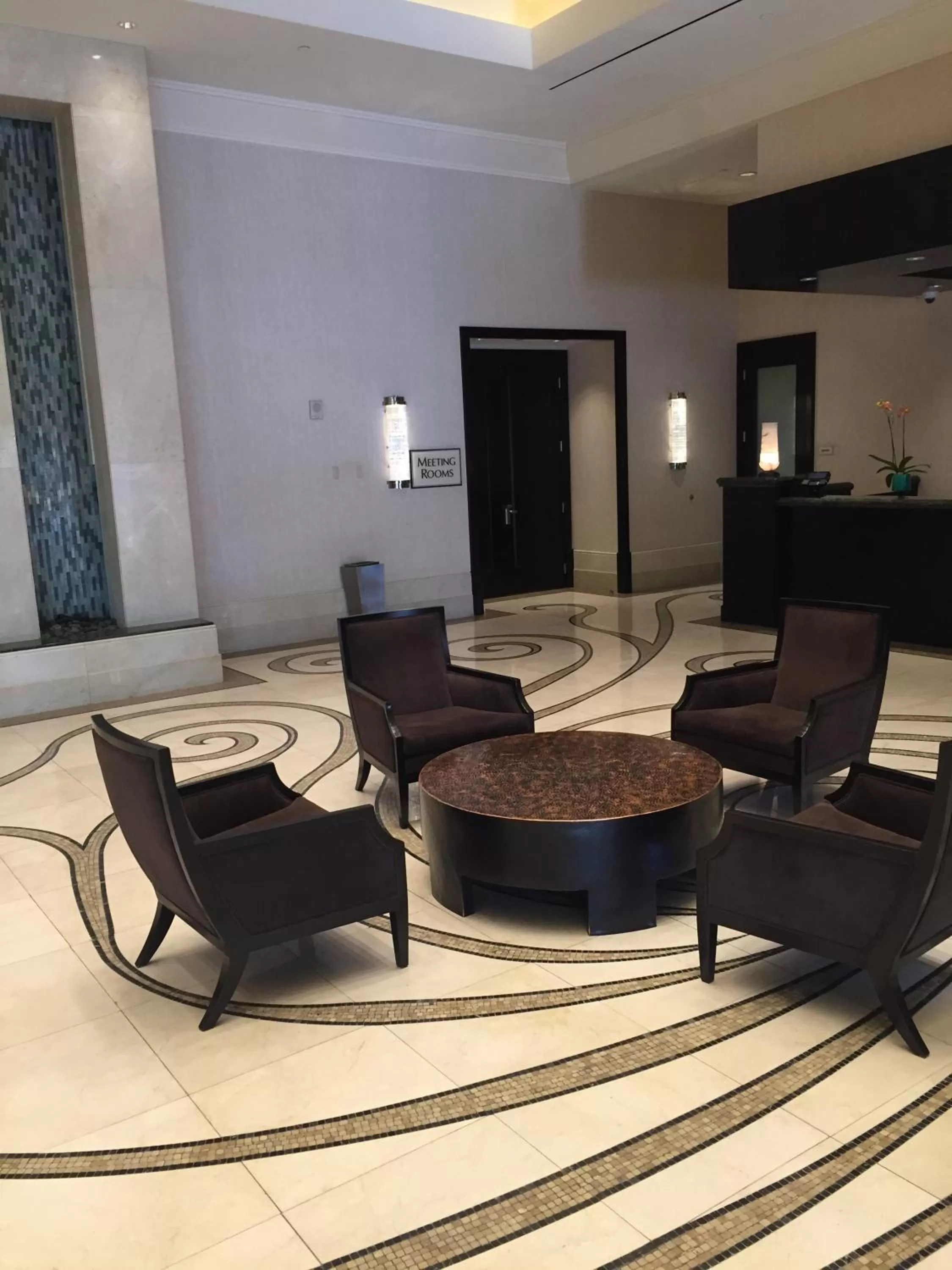 Lobby or reception in Luxury Suites International at The Signature