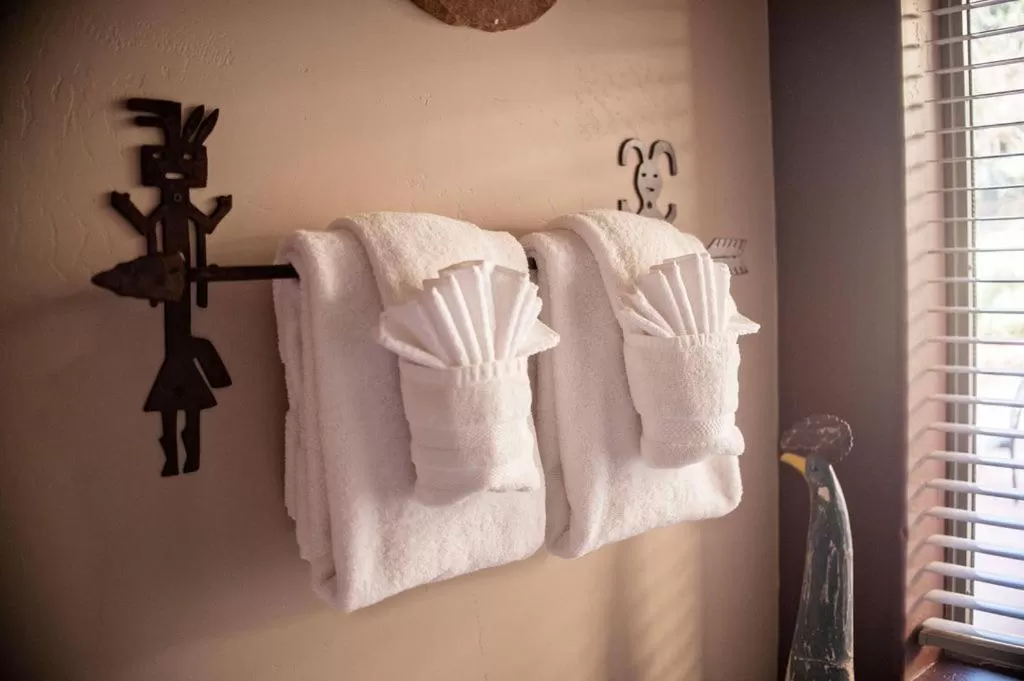 Bed in The Inn at Thunder Mountain