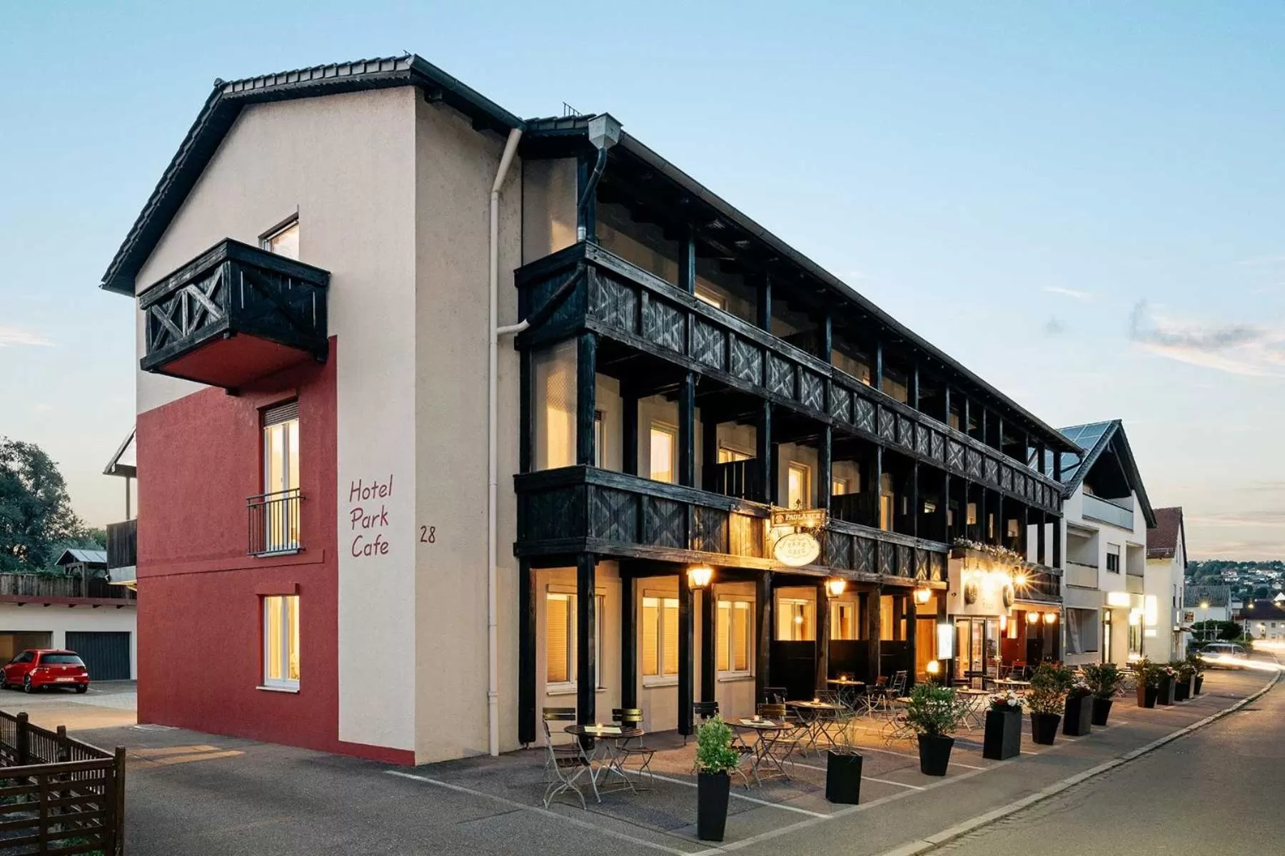 Property Building in Hotel Park Cafe Reichl