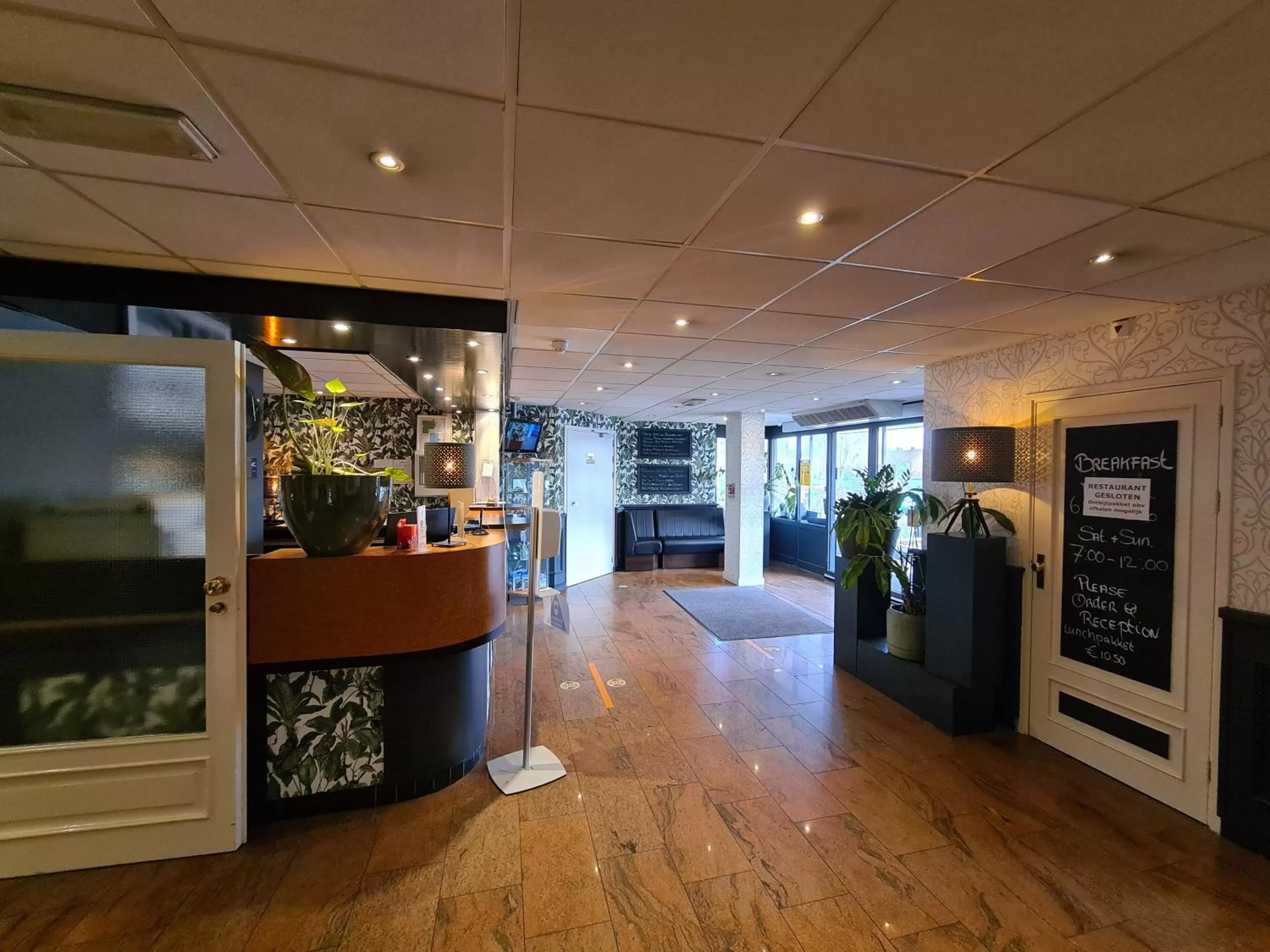 Lobby or reception in Amsterdam Hotel Uithoorn