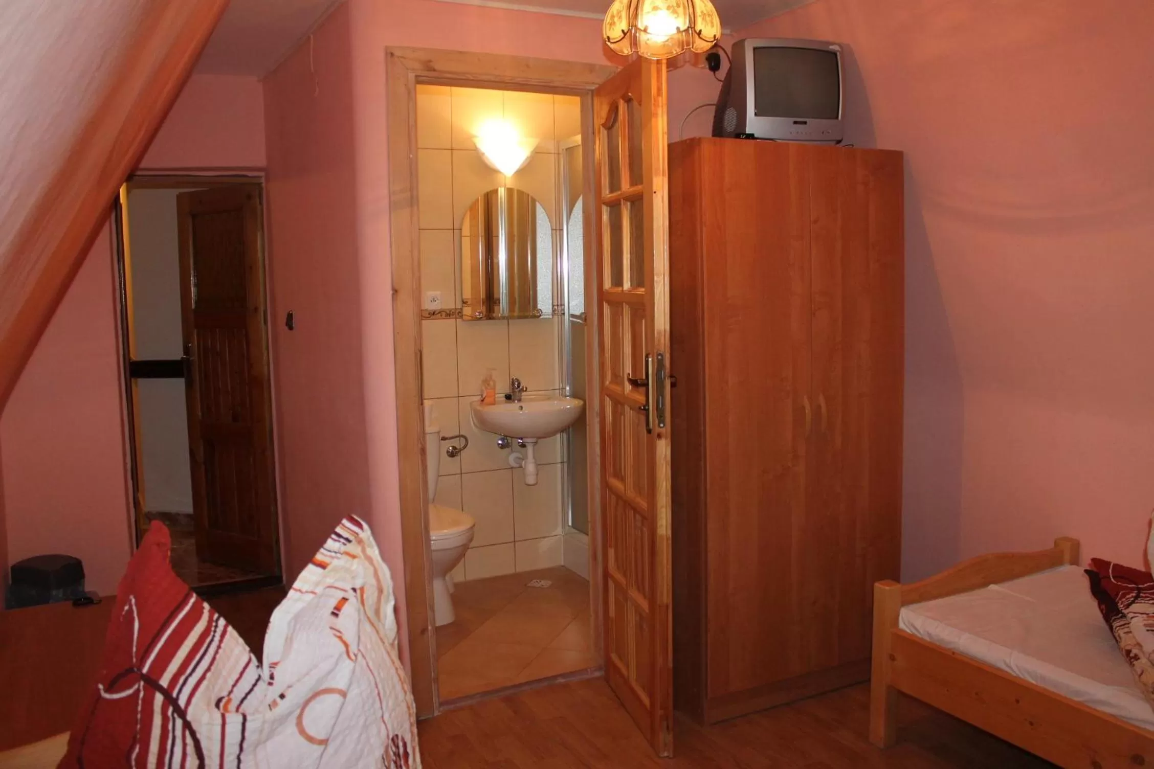 Decorative detail, Bathroom in Willa Grzesiczek