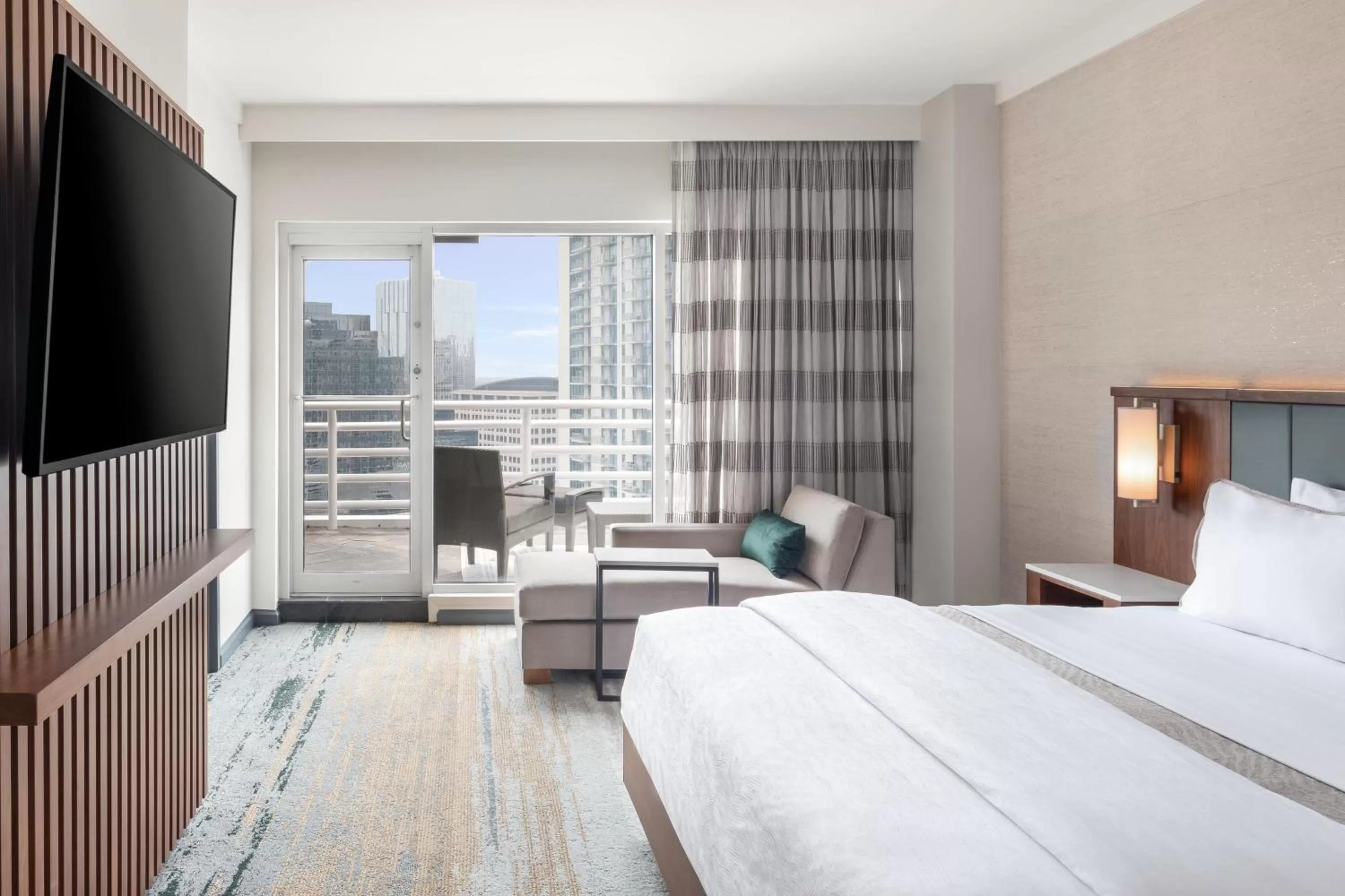 Bedroom, Bed in The Westin Buckhead Atlanta