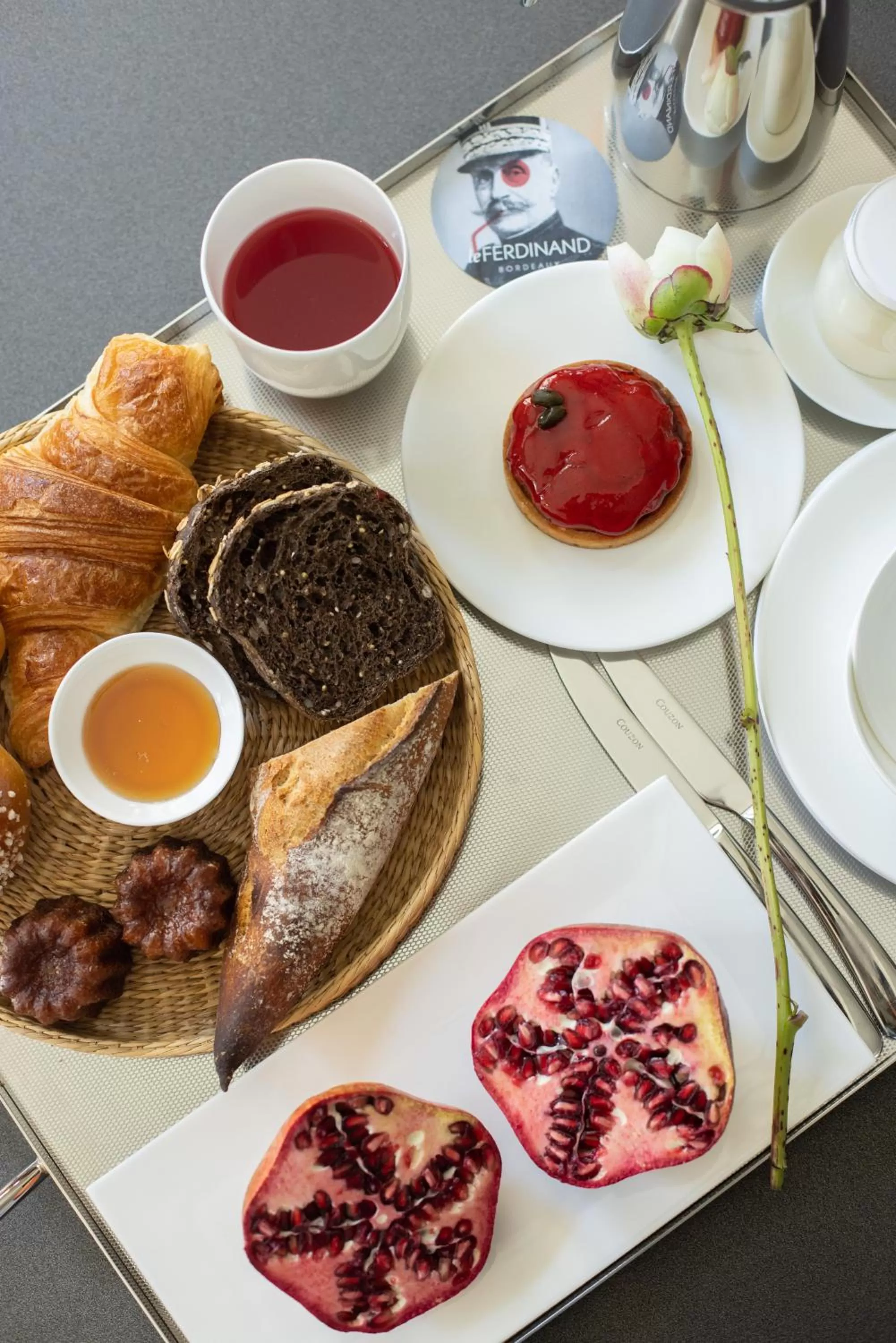 Decorative detail in Villas Foch Boutique Hotel & Spa Bordeaux