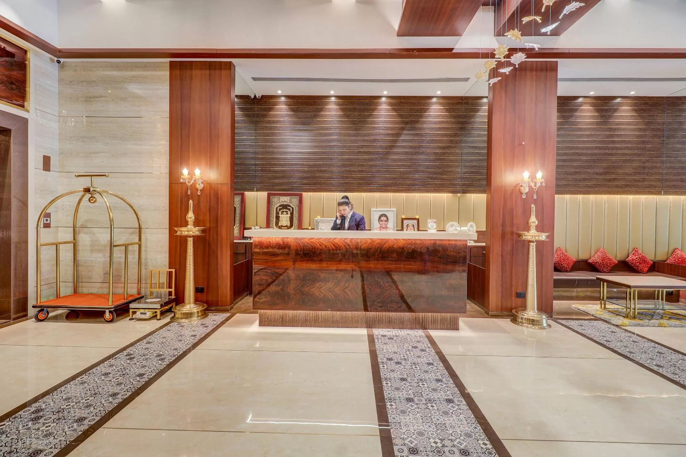 Lobby or reception in Hotel Gurudev Grand