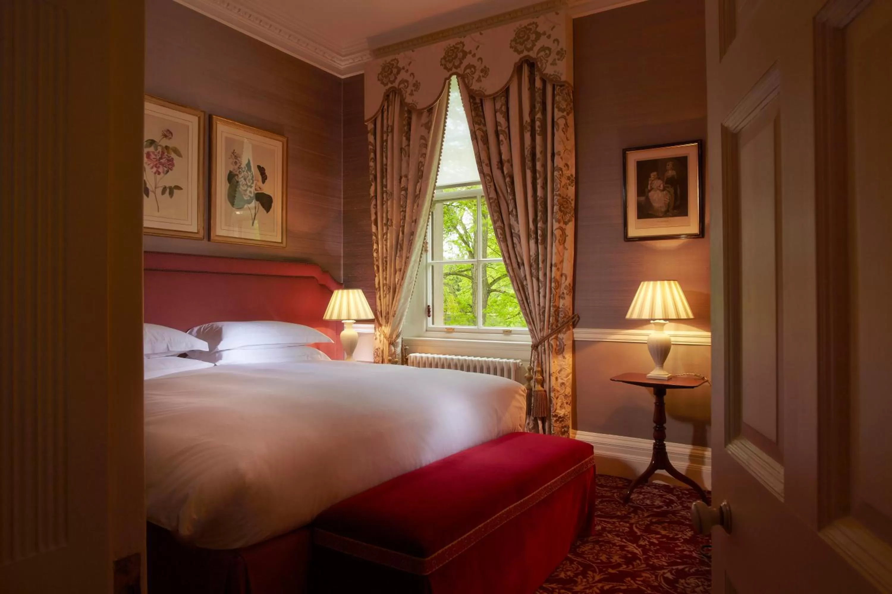 Inchiquin Two-Bedroom Suite in Cliveden House - an Iconic Luxury Hotel