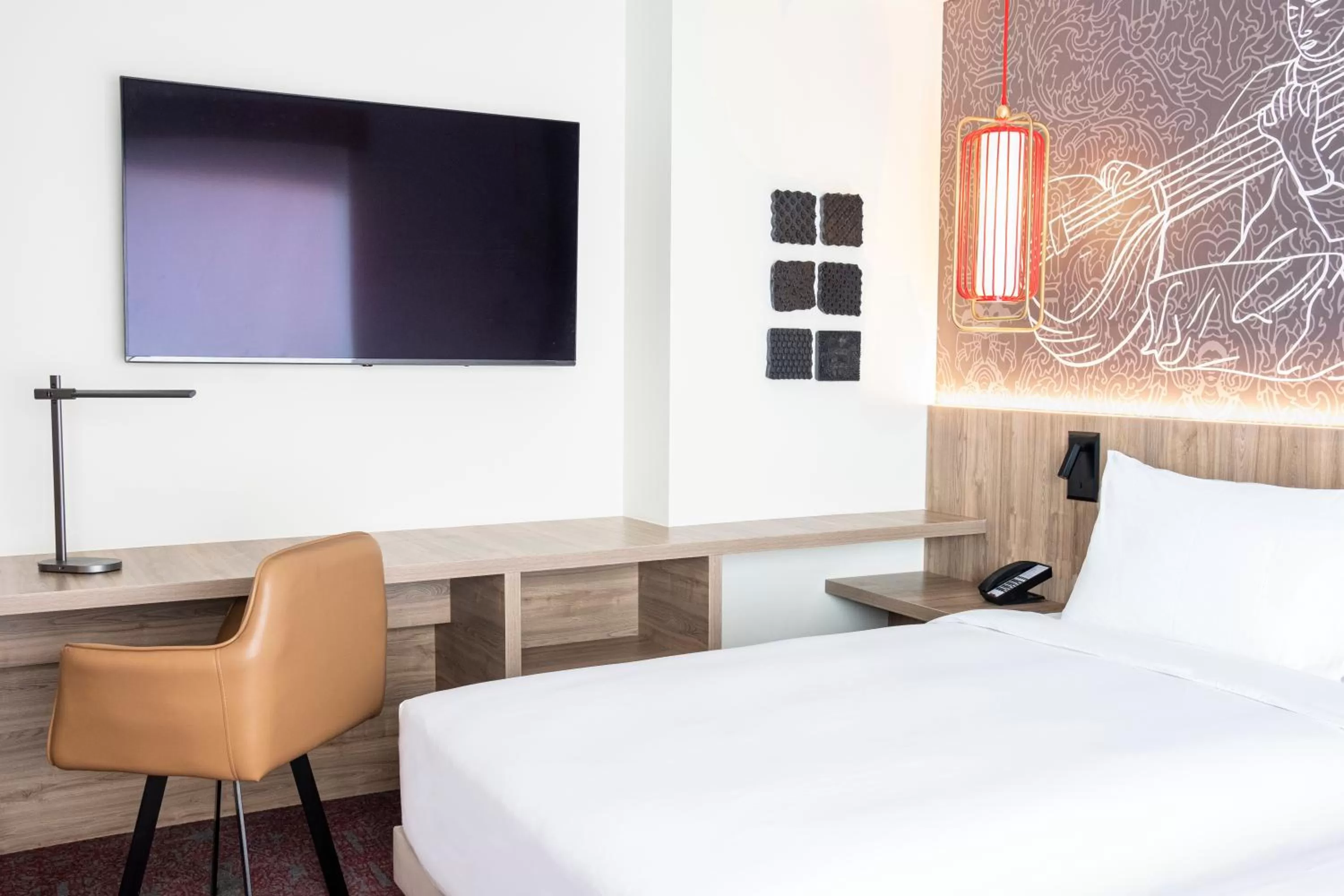 Bed in Hyatt Centric Soalteemode Kathmandu