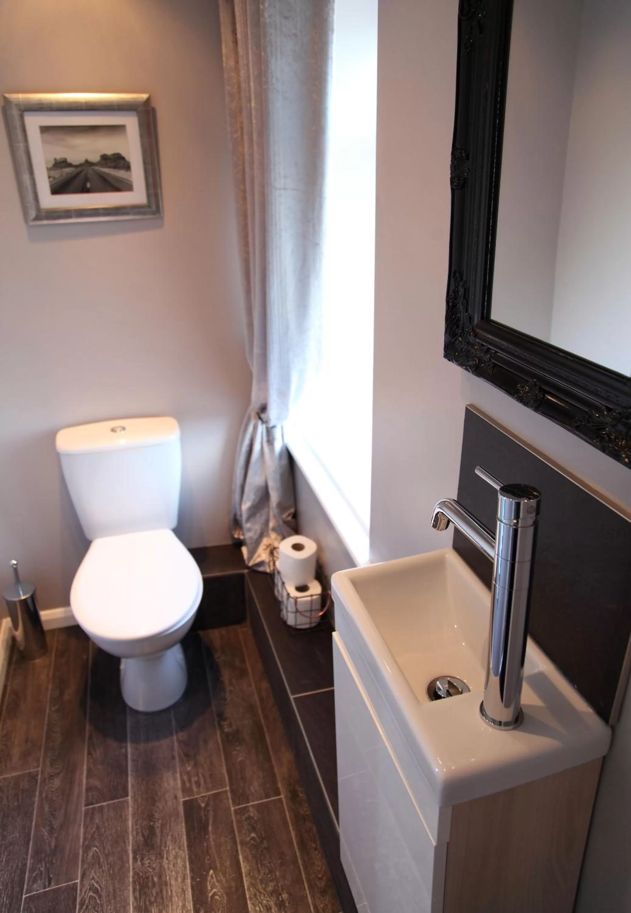 Bathroom in The Windmill Inn - Whitby