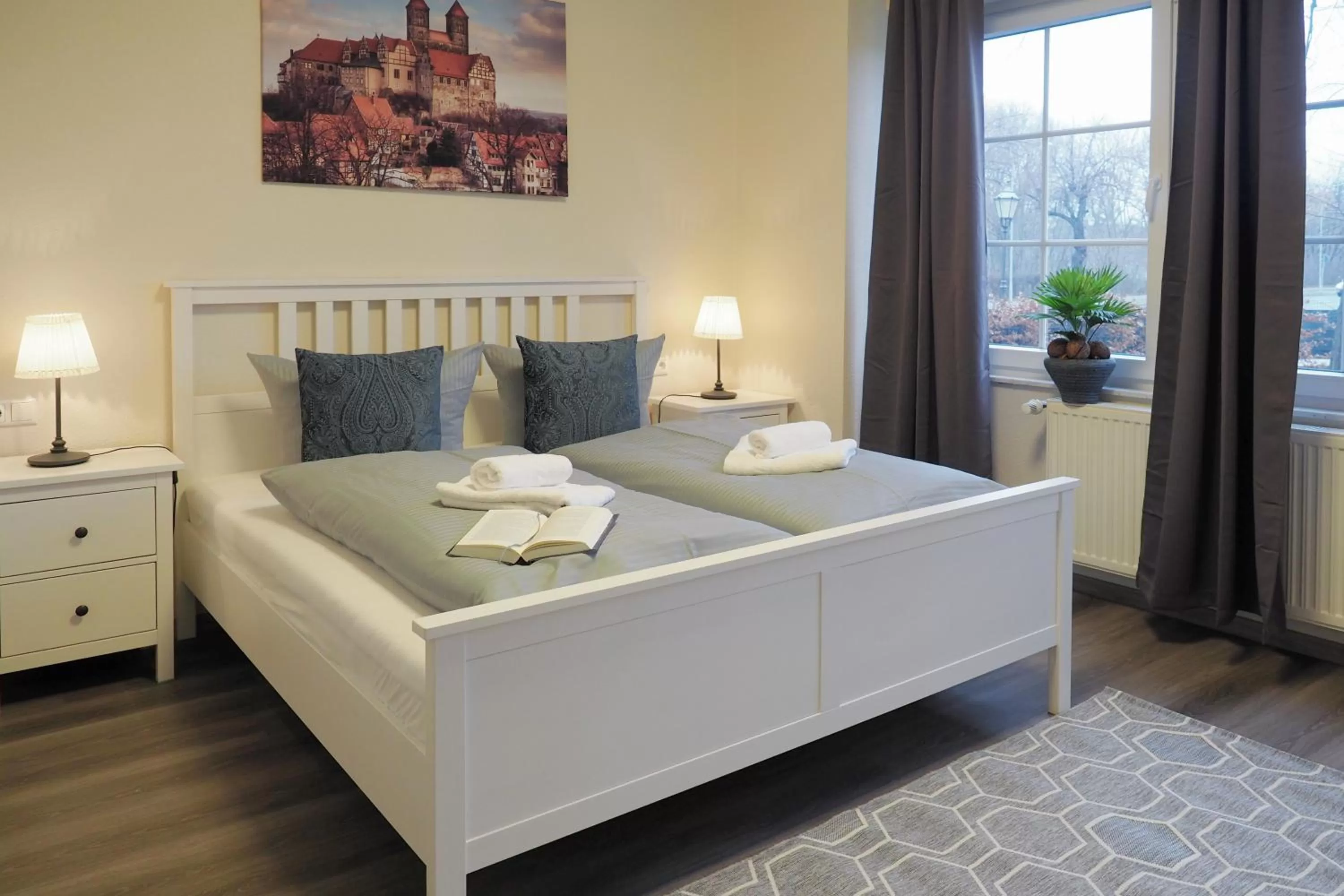 Bed in REGIOHOTEL Quedlinburger Hof Quedlinburg