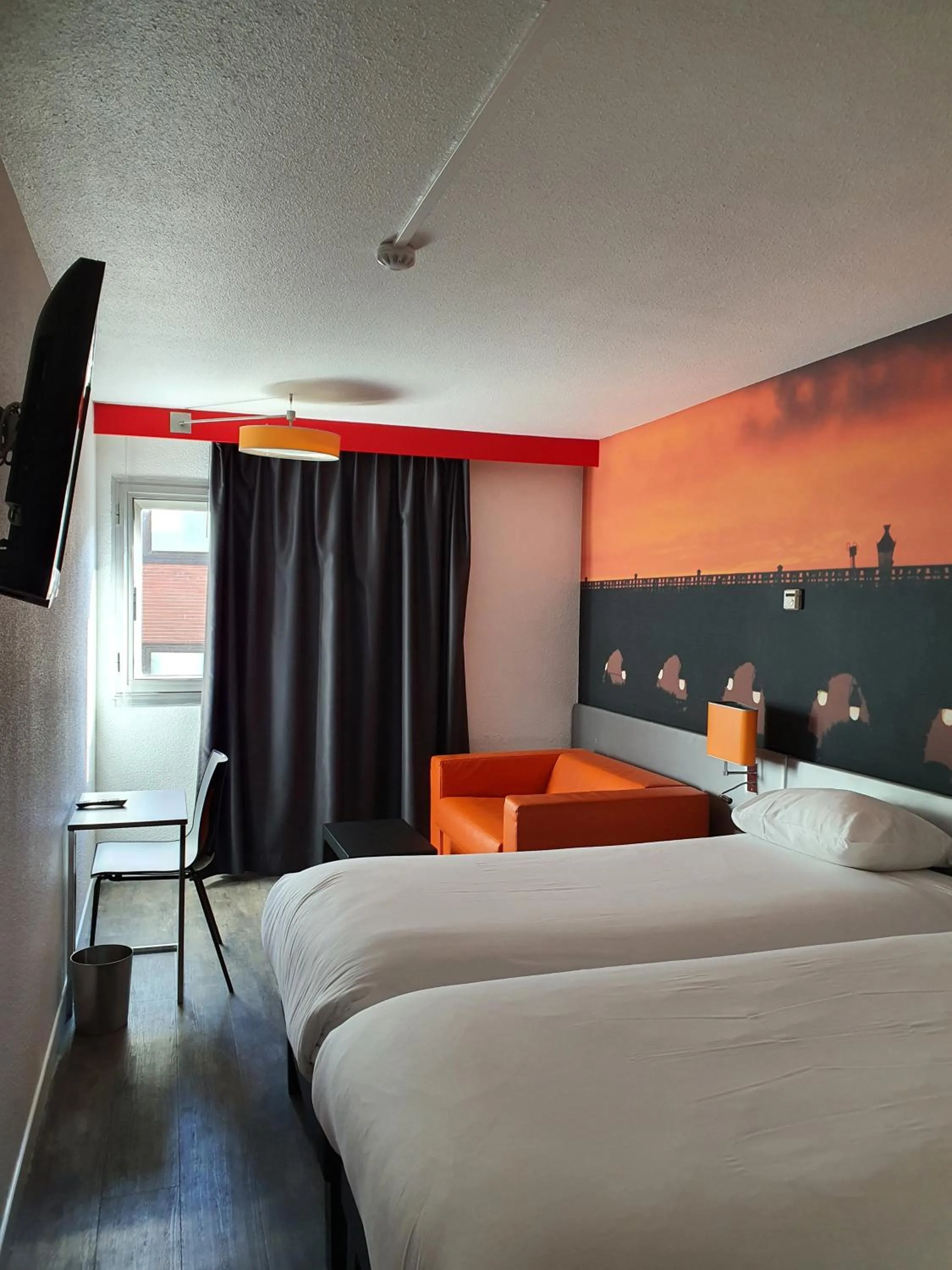 Bedroom, Bed in ibis Styles Paris Tolbiac Bibliotheque