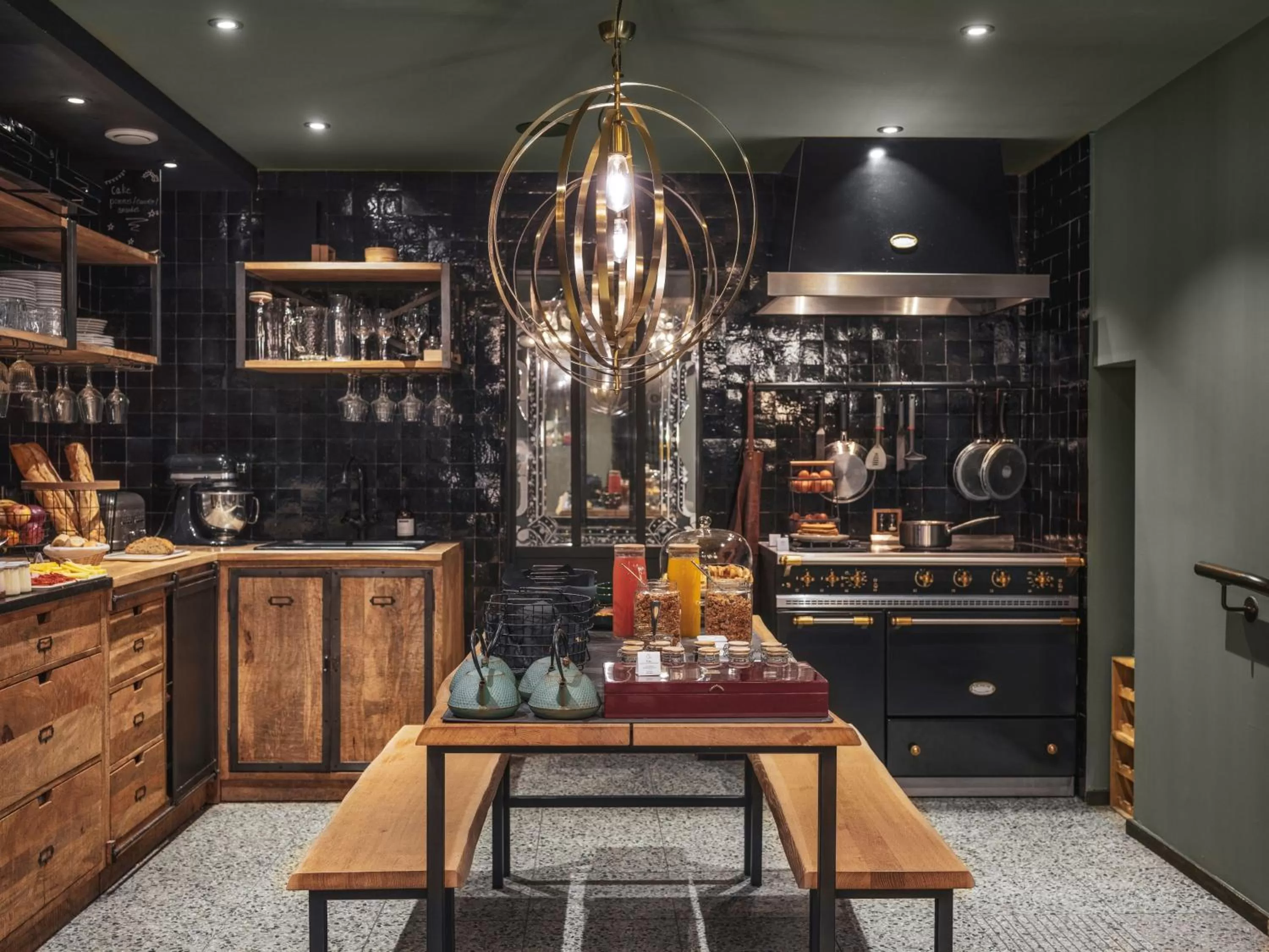 Buffet breakfast in Maisons du Monde Hotel & Suites - Nantes