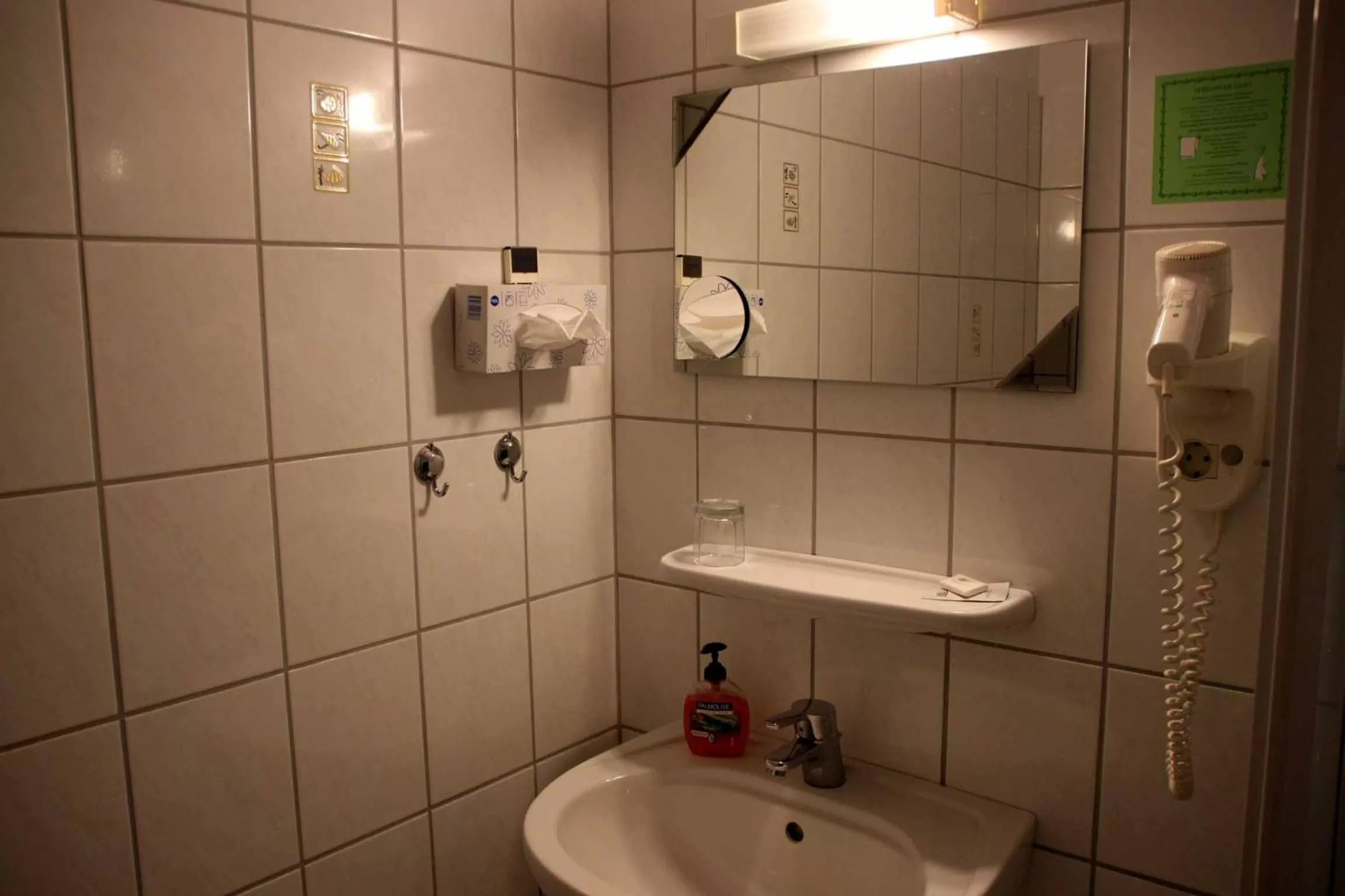 Bathroom in Hotel Gasthof Zum weissen Lamm