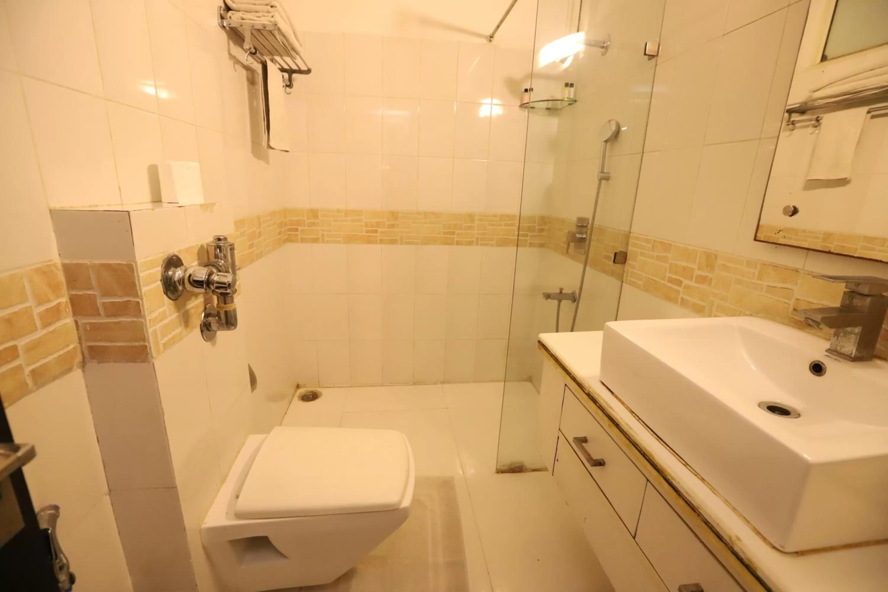Shower in Hotel Capitol Hills - Greater Kailash Delhi