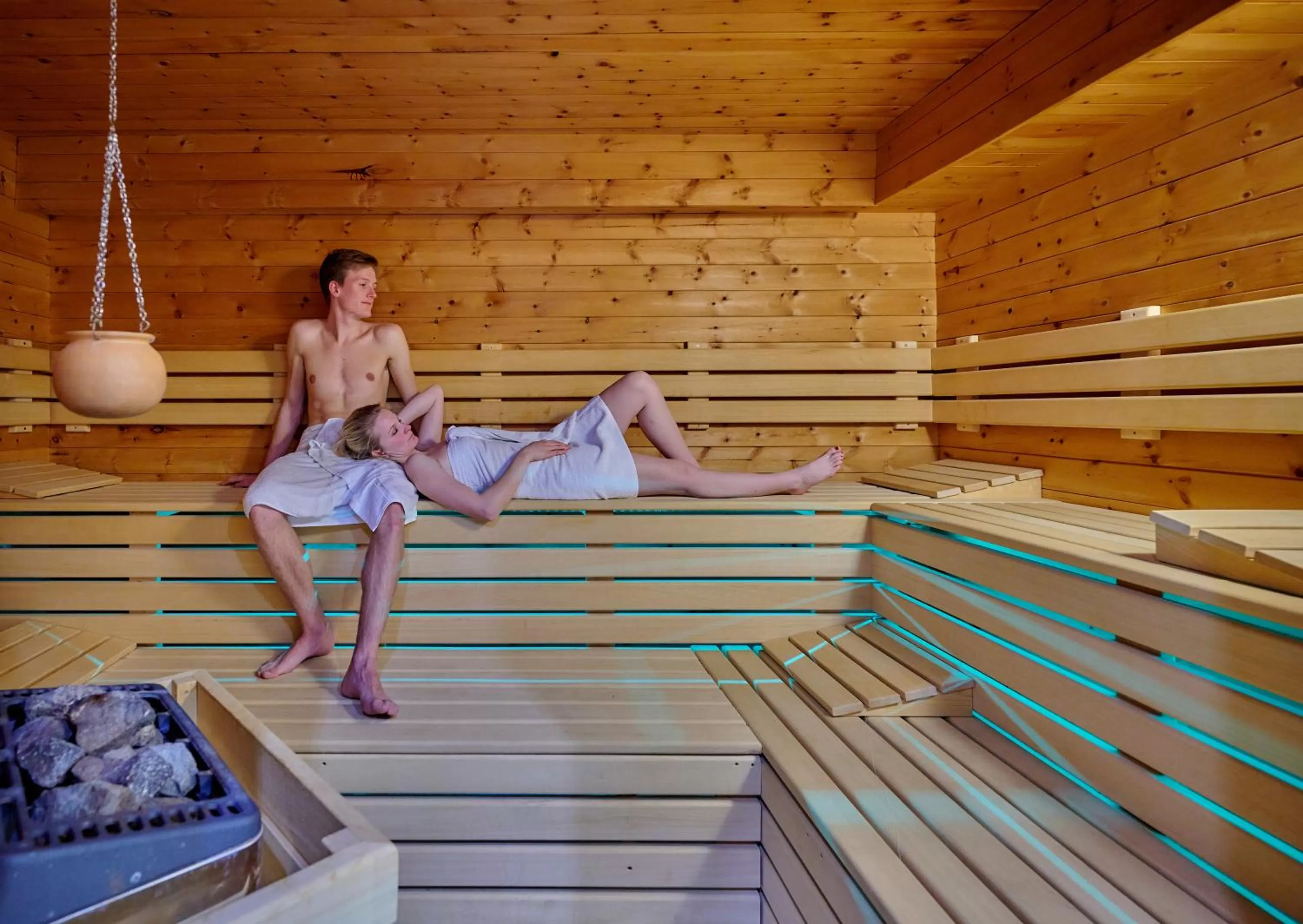 Sauna in Hotel Restaurant Zum Goldenen Anker mit Hallenbad