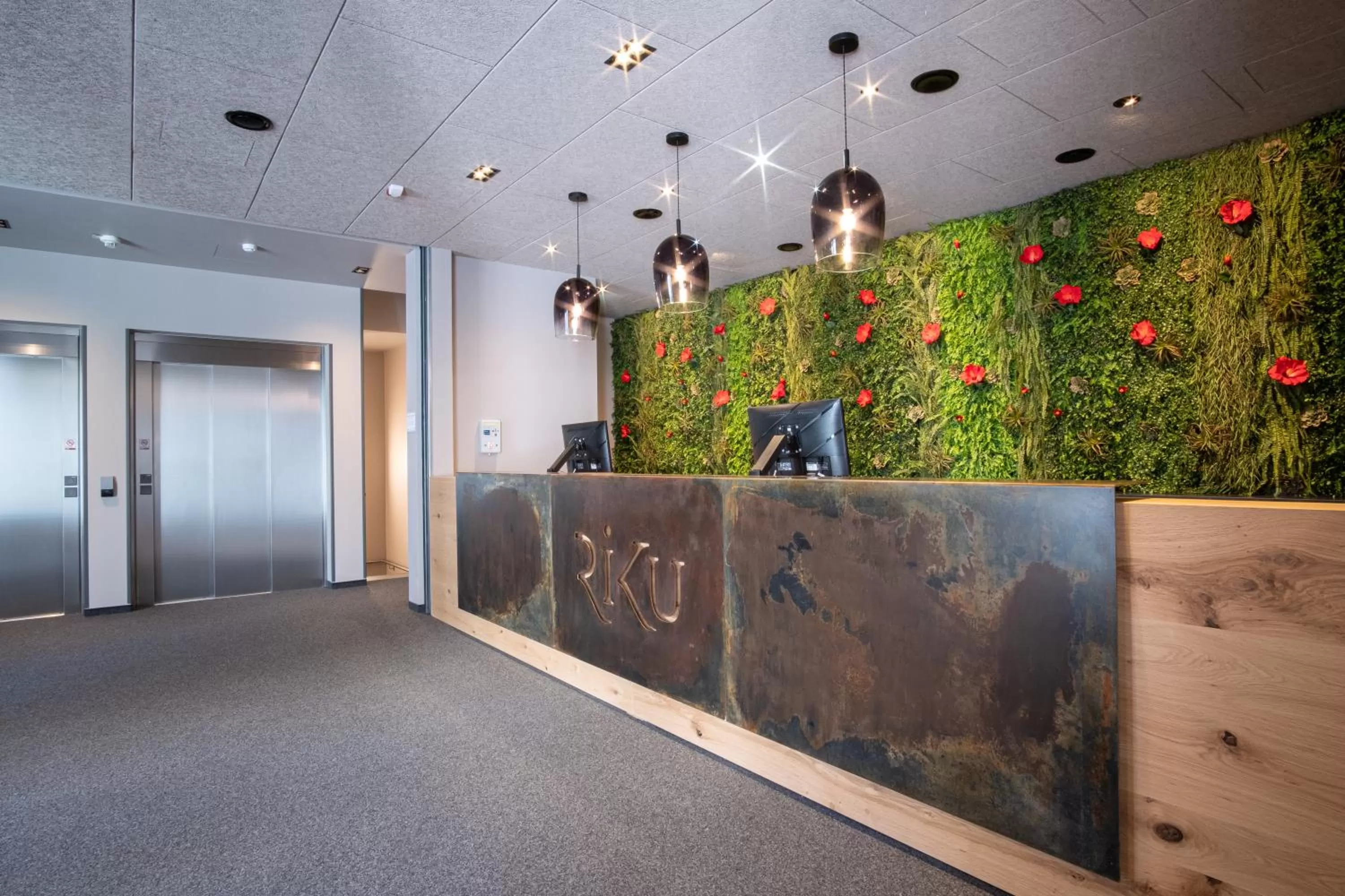 Lobby or reception in RiKu HOTEL Göppingen