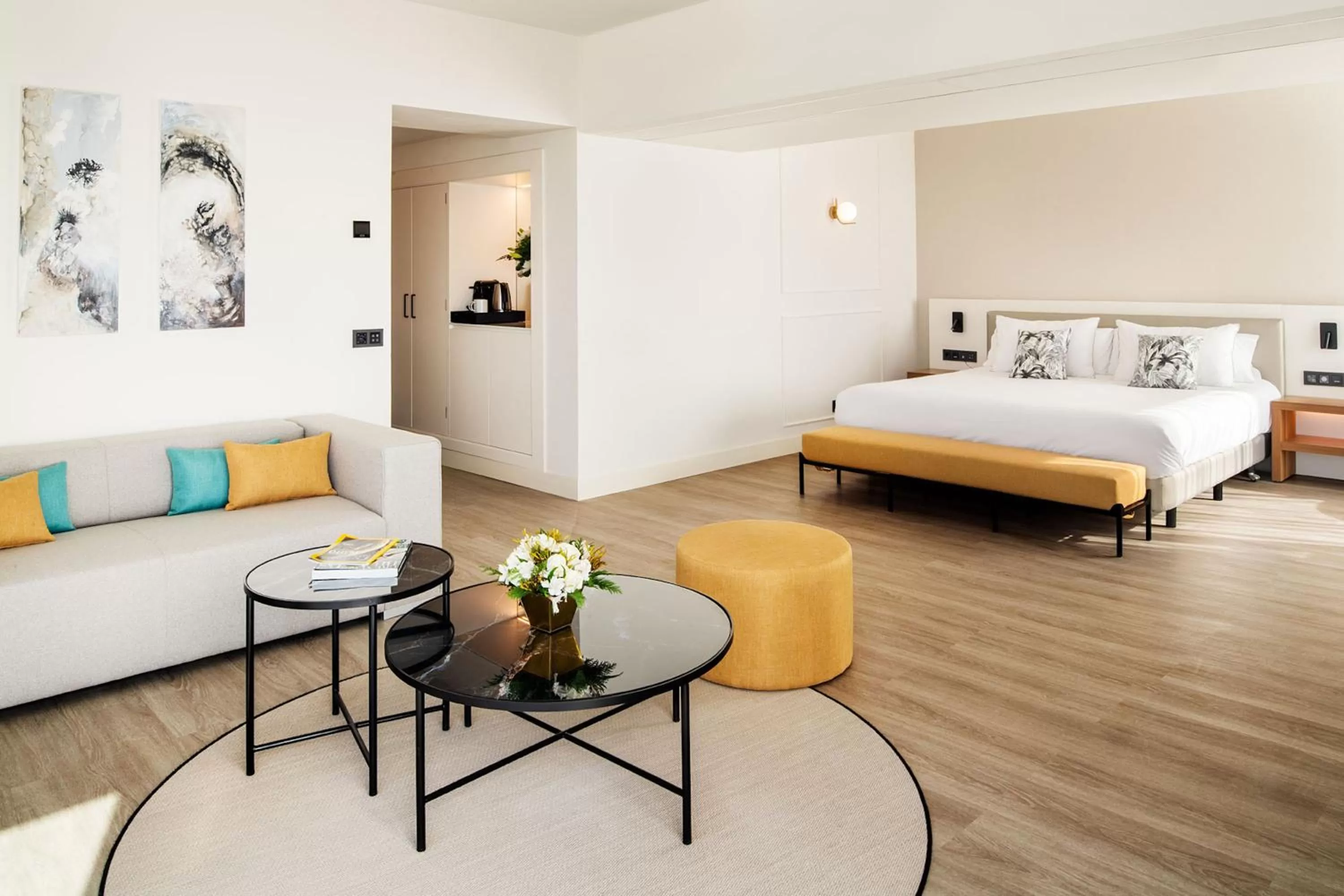 Bed in Arrecife Gran Hotel & Spa