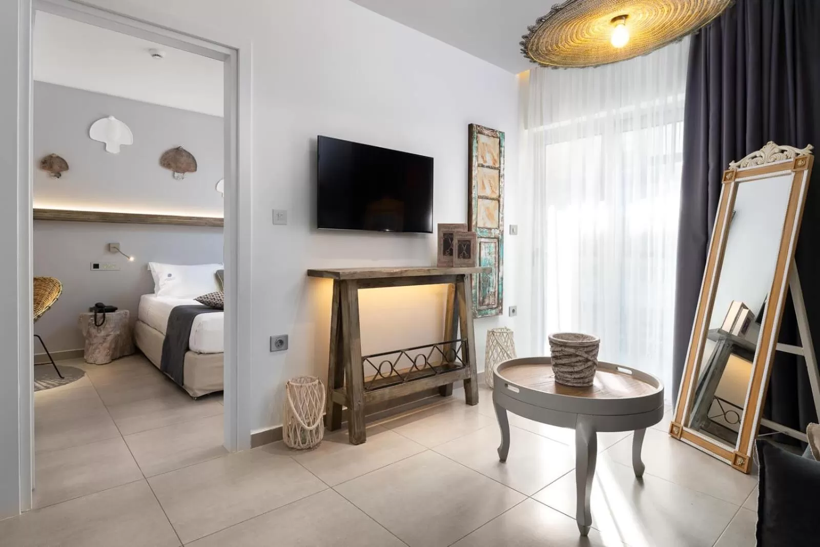 TV and multimedia, Bed in Elakati Luxury Boutique Hotel - Adults Only