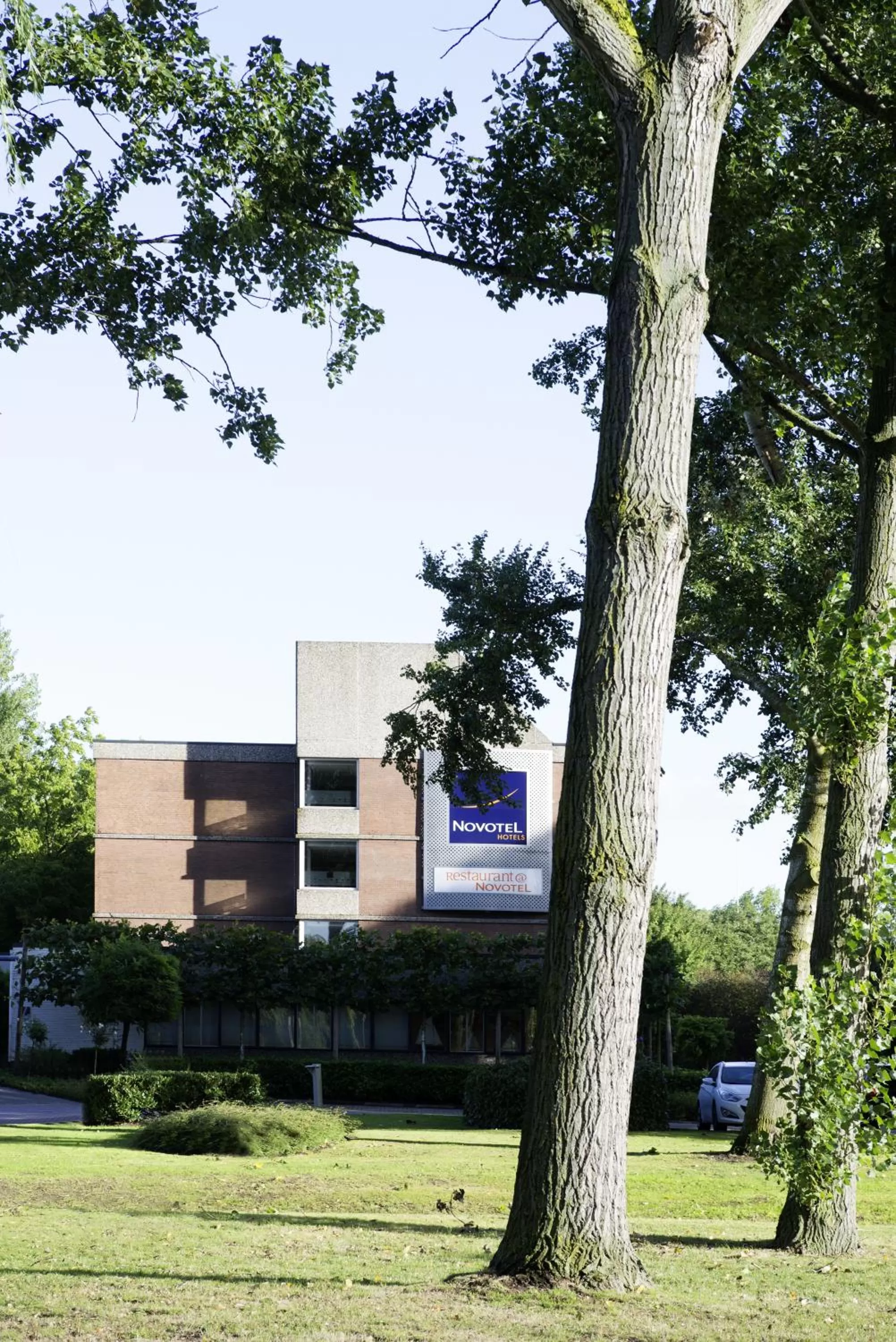 Facade/entrance in Novotel Rotterdam - Schiedam
