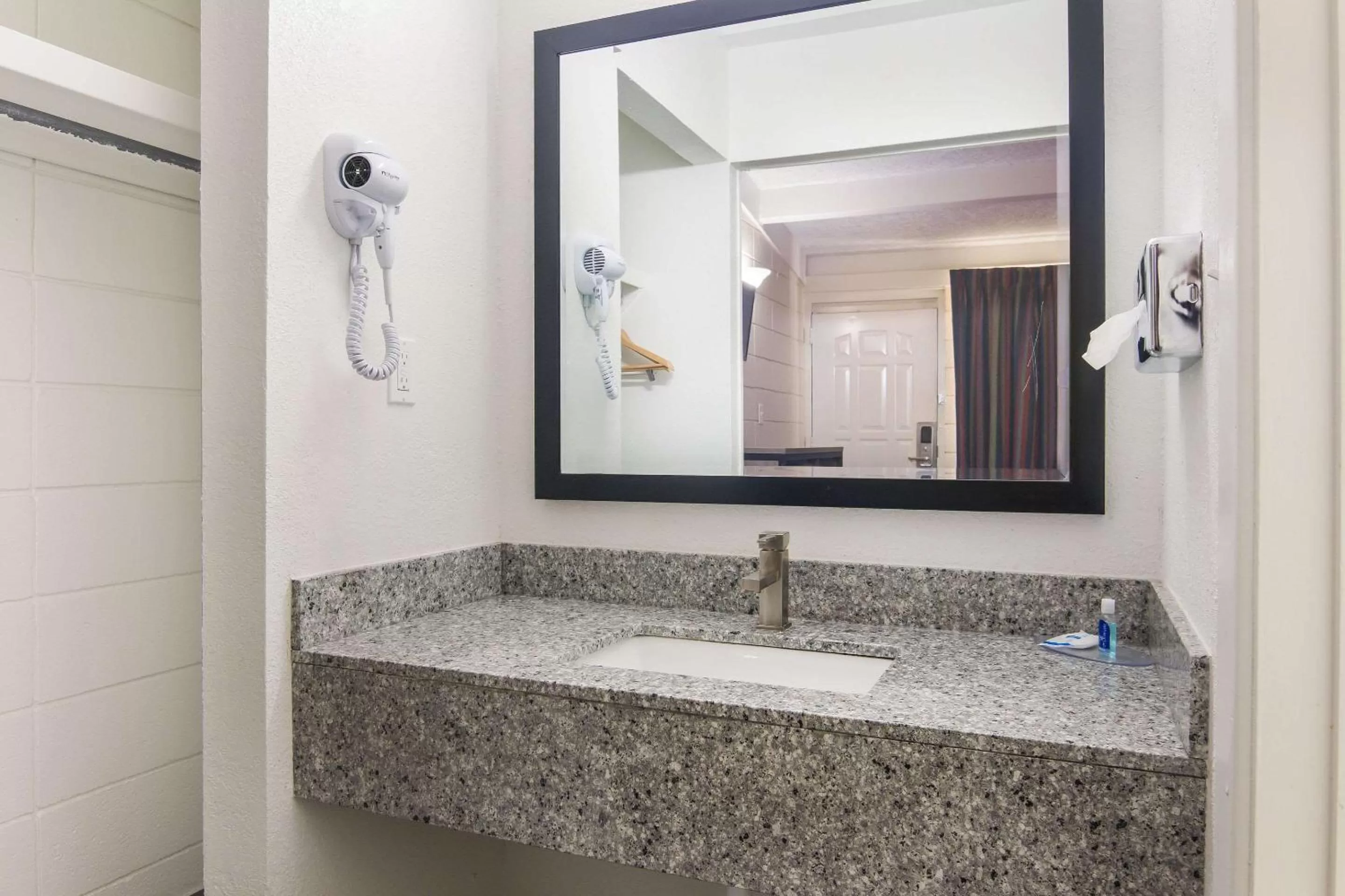 Bathroom in Rodeway Inn