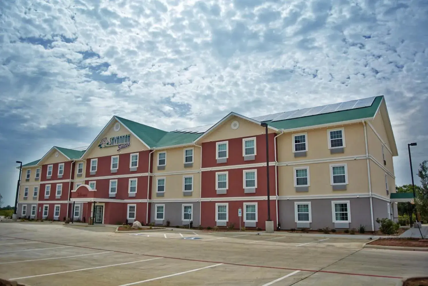 Property Building in Savannah Suites Pleasanton Property Building in Savannah Suites Pleasanton