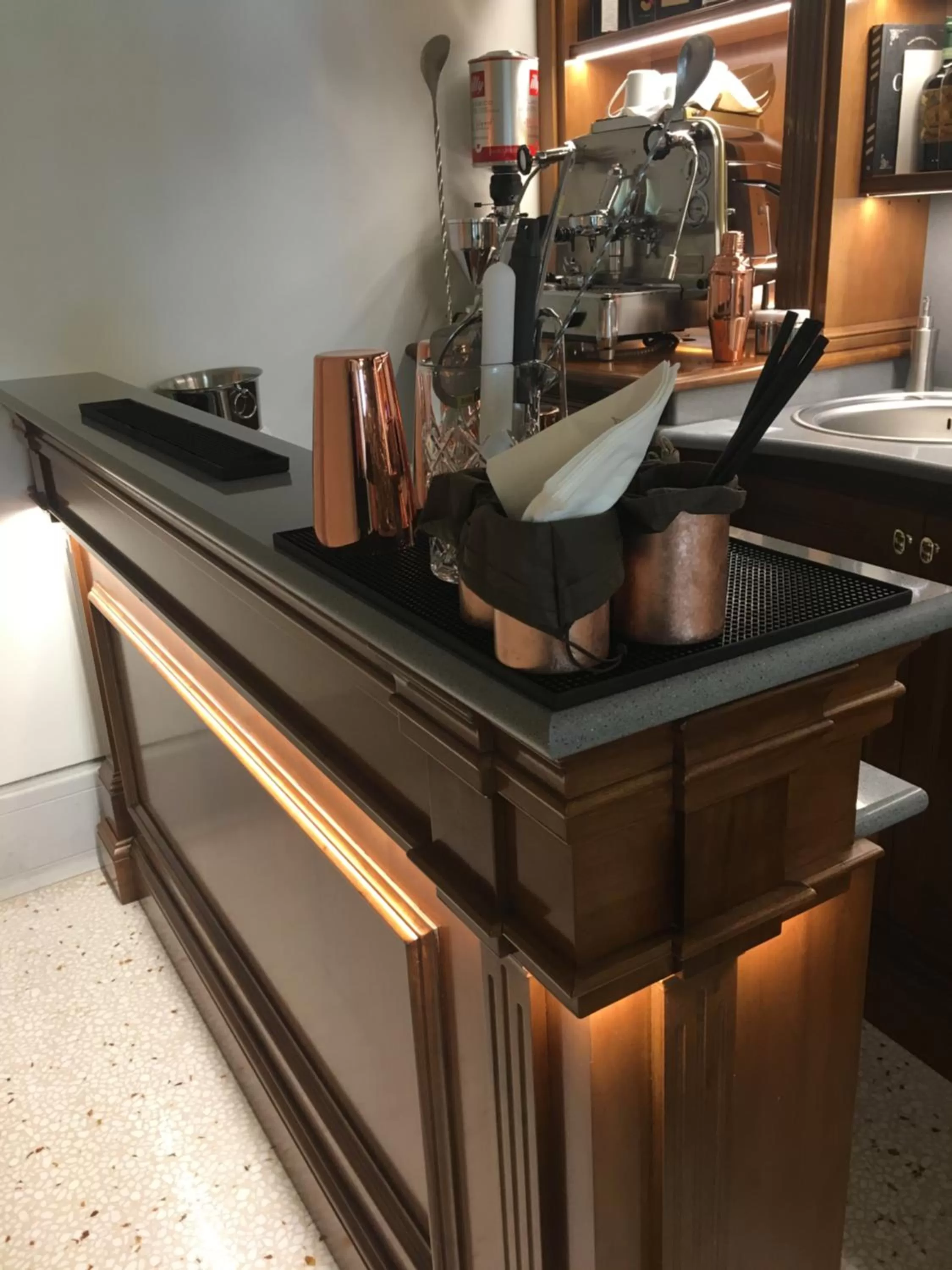 Lounge or bar in Ca' Bonfadini Historic Experience