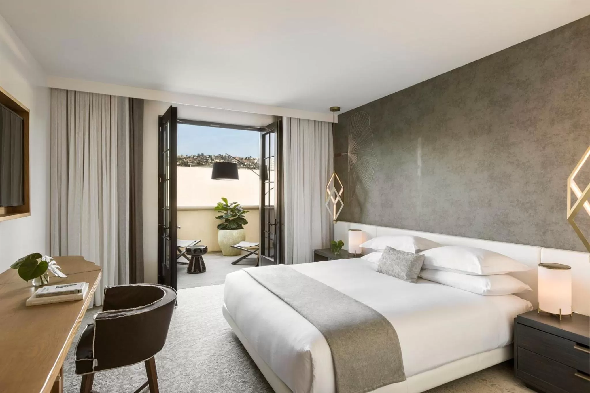 Photo of the whole room, Bed in Kimpton La Peer Hotel West Hollywood by IHG