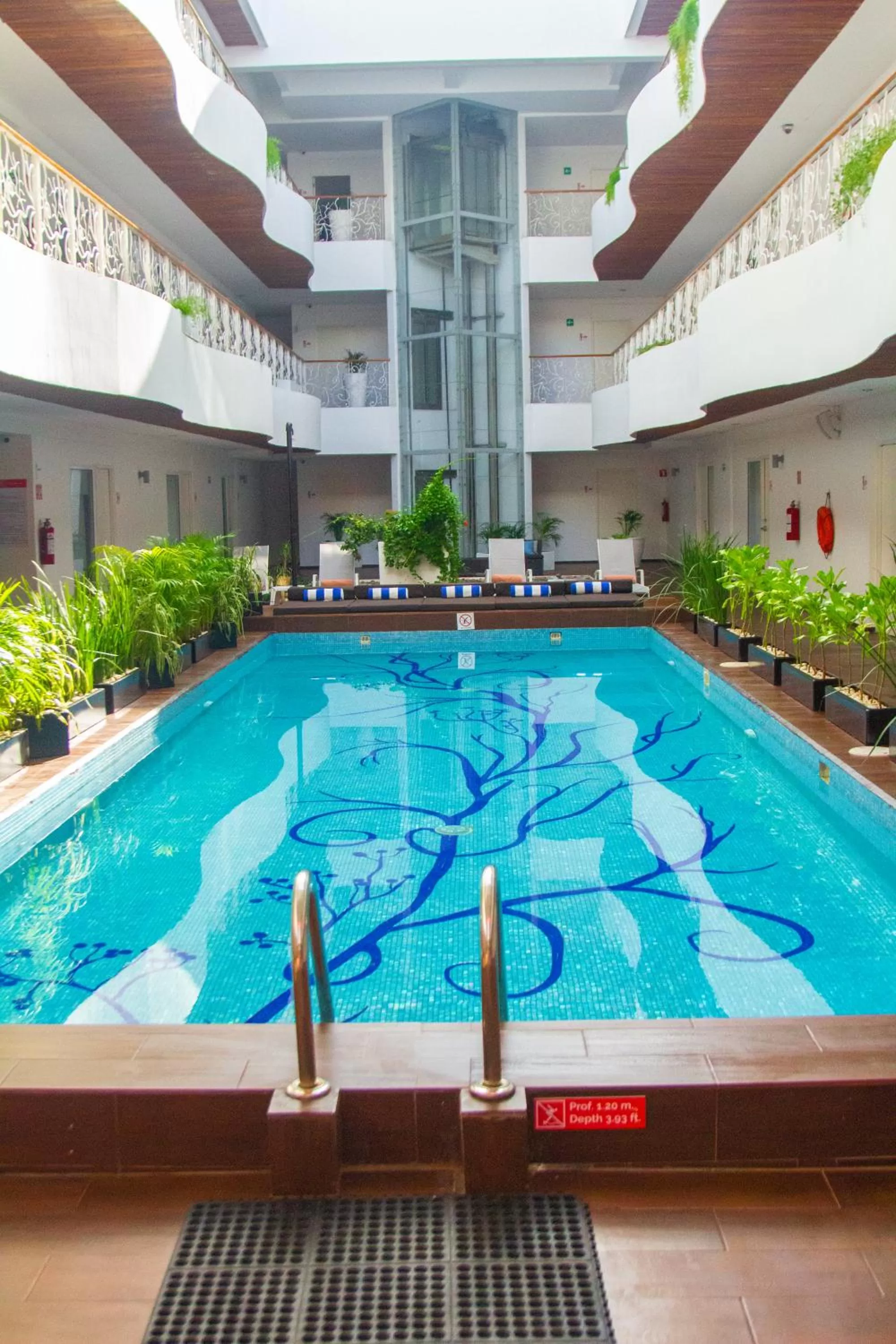 In Fashion Hotel & Spa