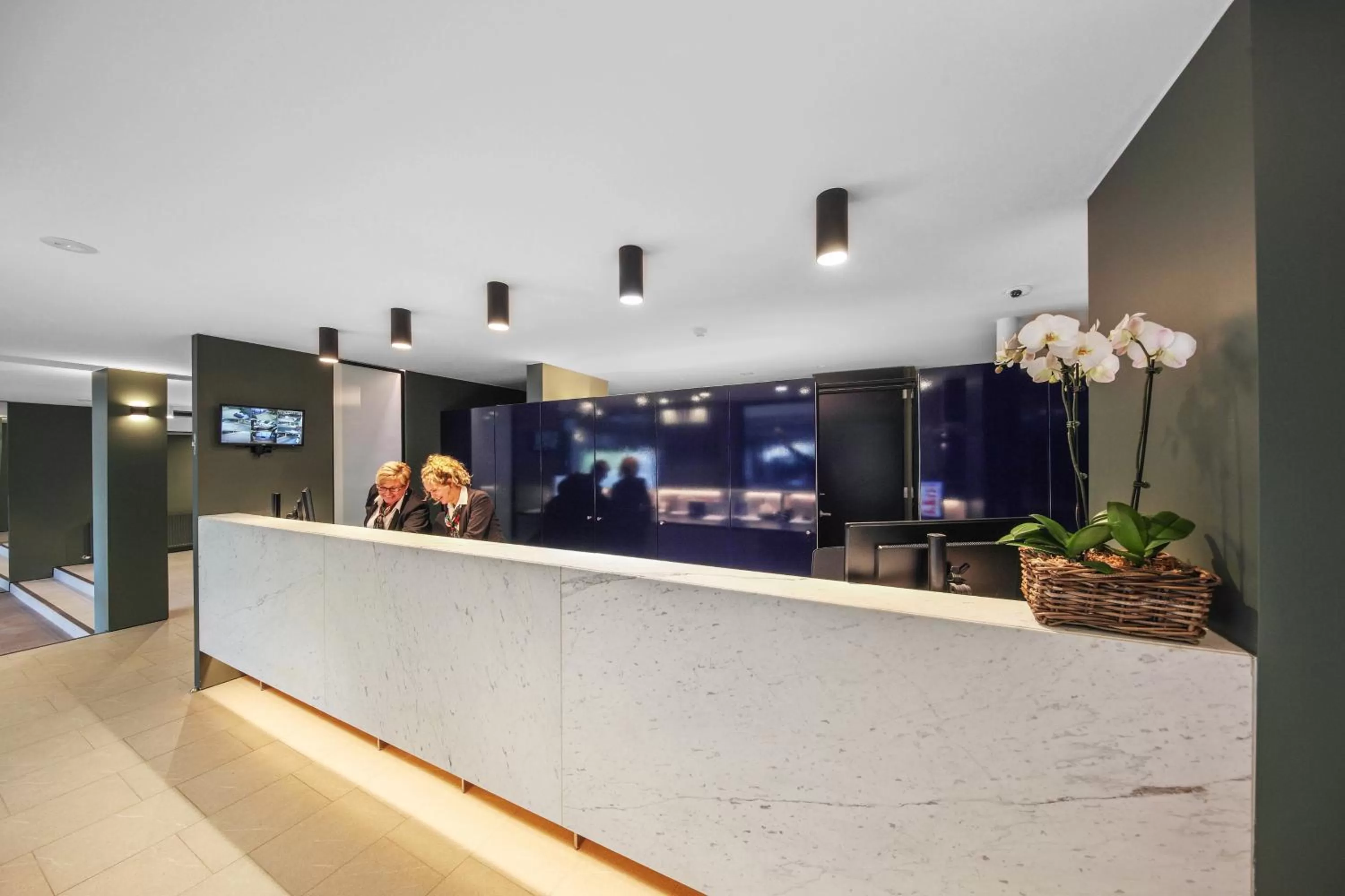 Belconnen Way Hotel & Serviced Apartments