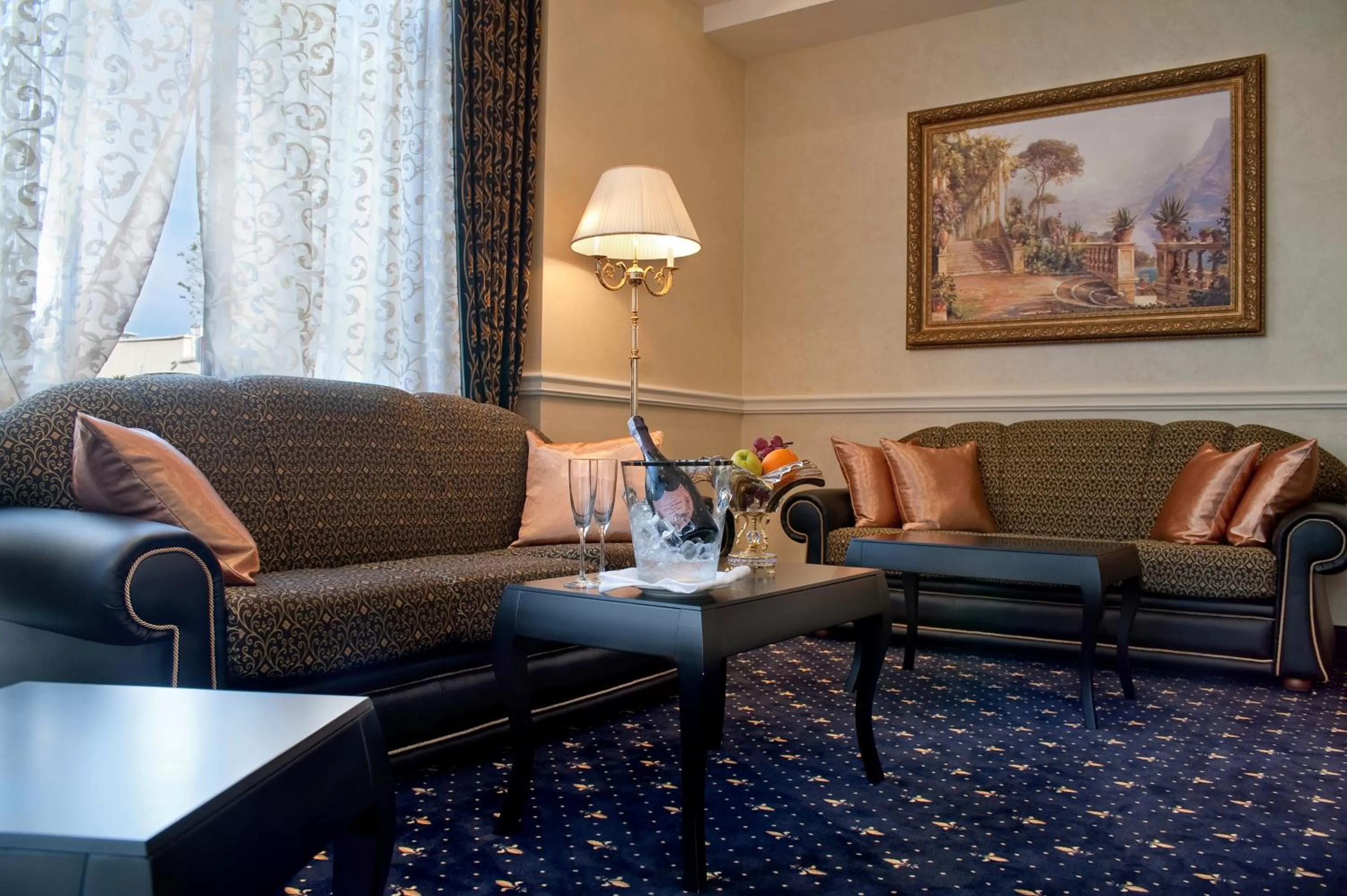 Decorative detail, Seating Area in Villa le Premier Maestro