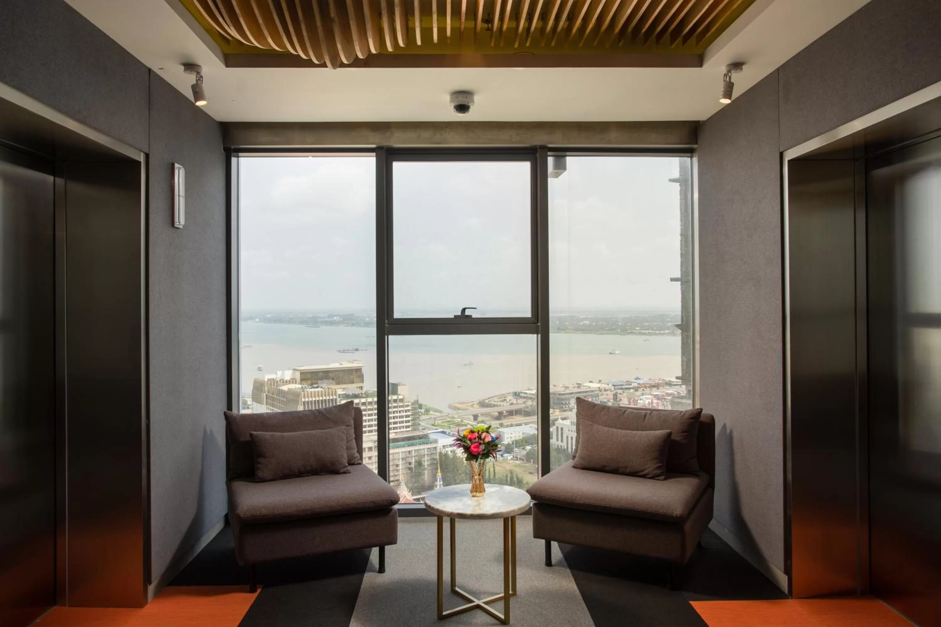 Seating area in The Snowbell Hotel & Spa at The Bridge