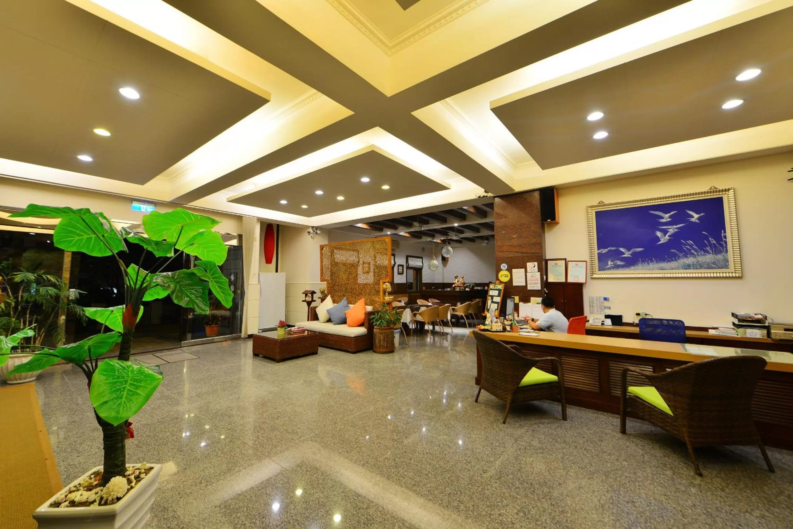 Lobby or reception in Beachcastle & Sea View Villa