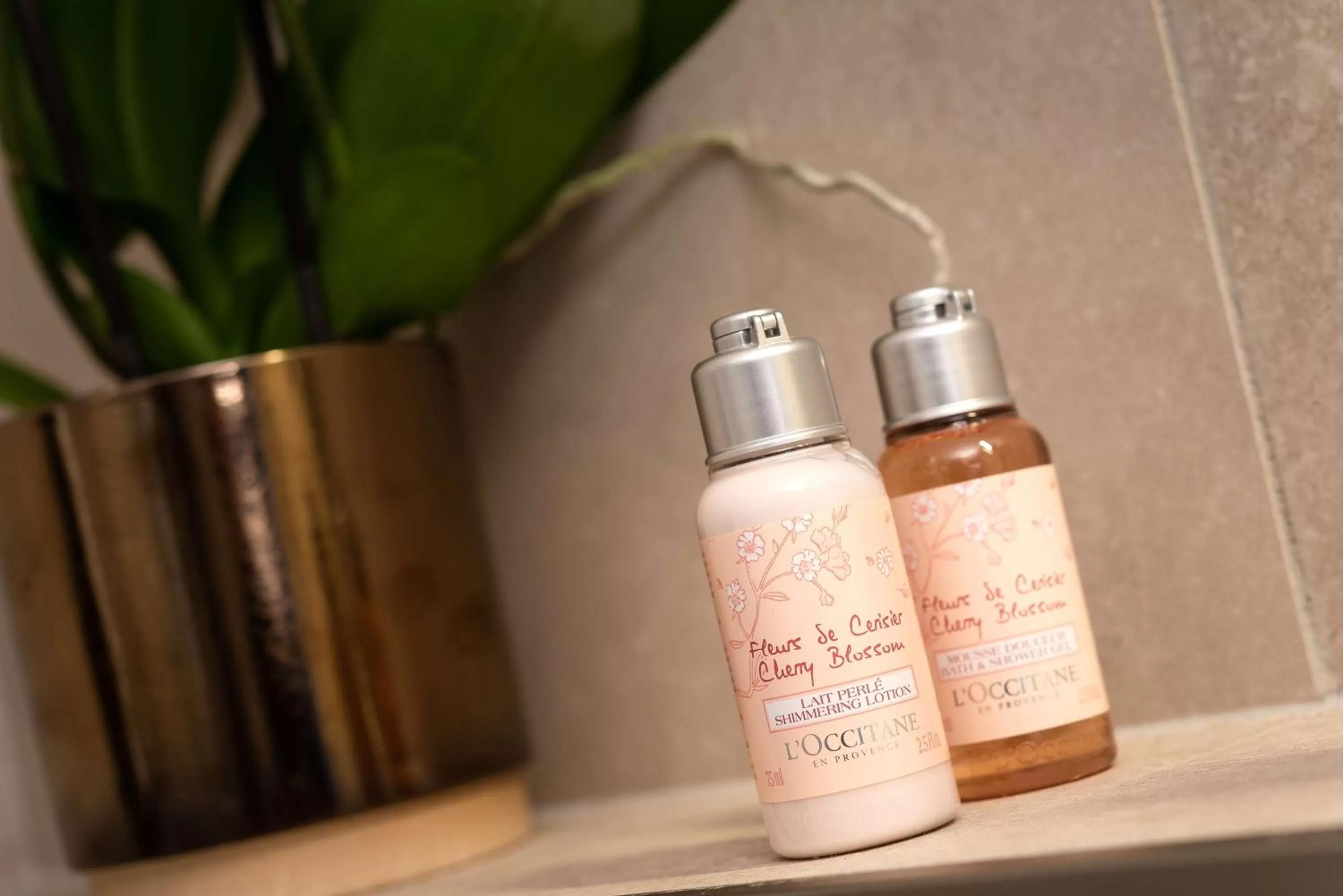 Bathroom in Golden Lakes Hotel