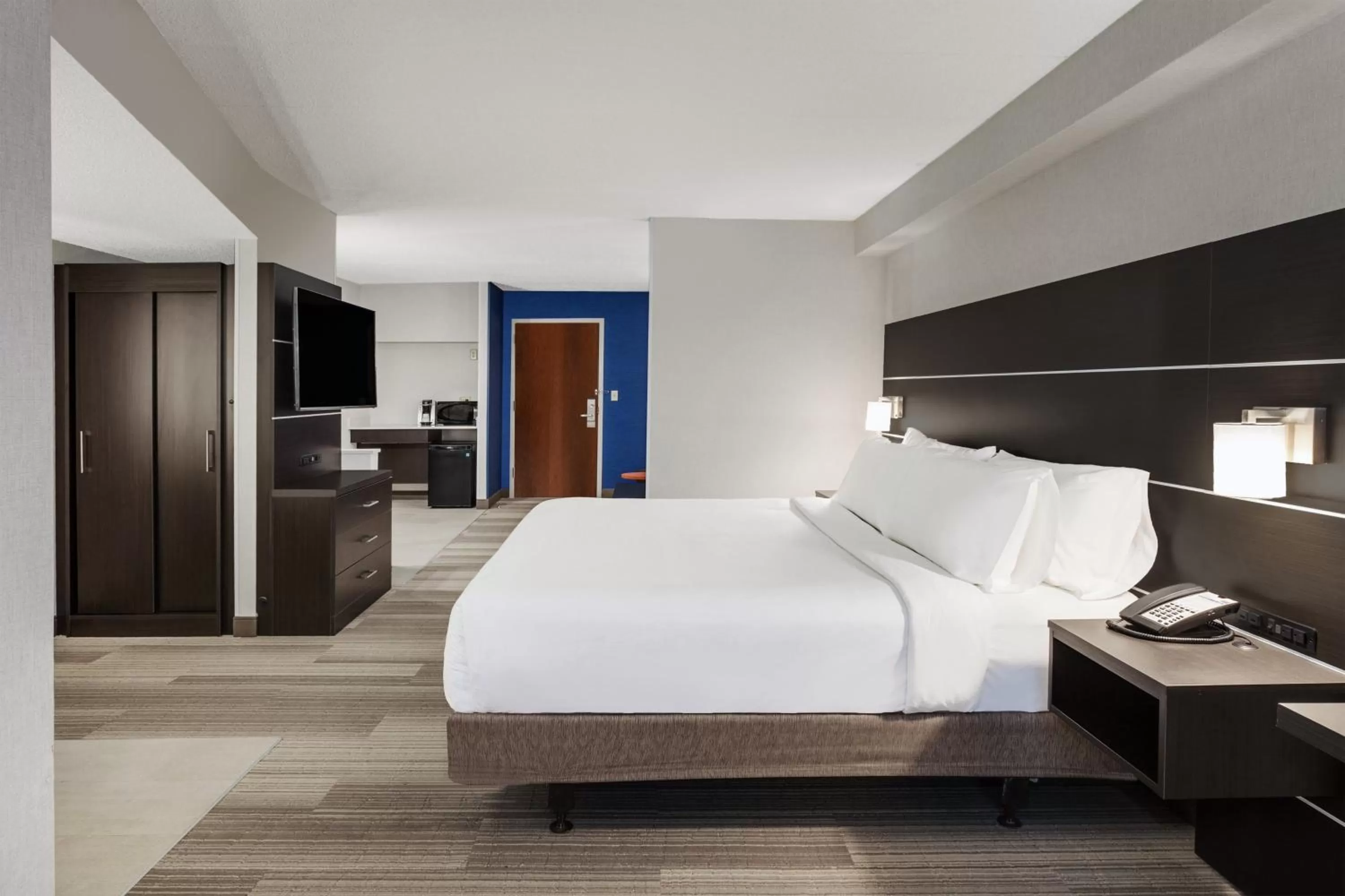 King Suite with Accessible Roll-in Shower in Holiday Inn Express South Portland, an IHG Hotel