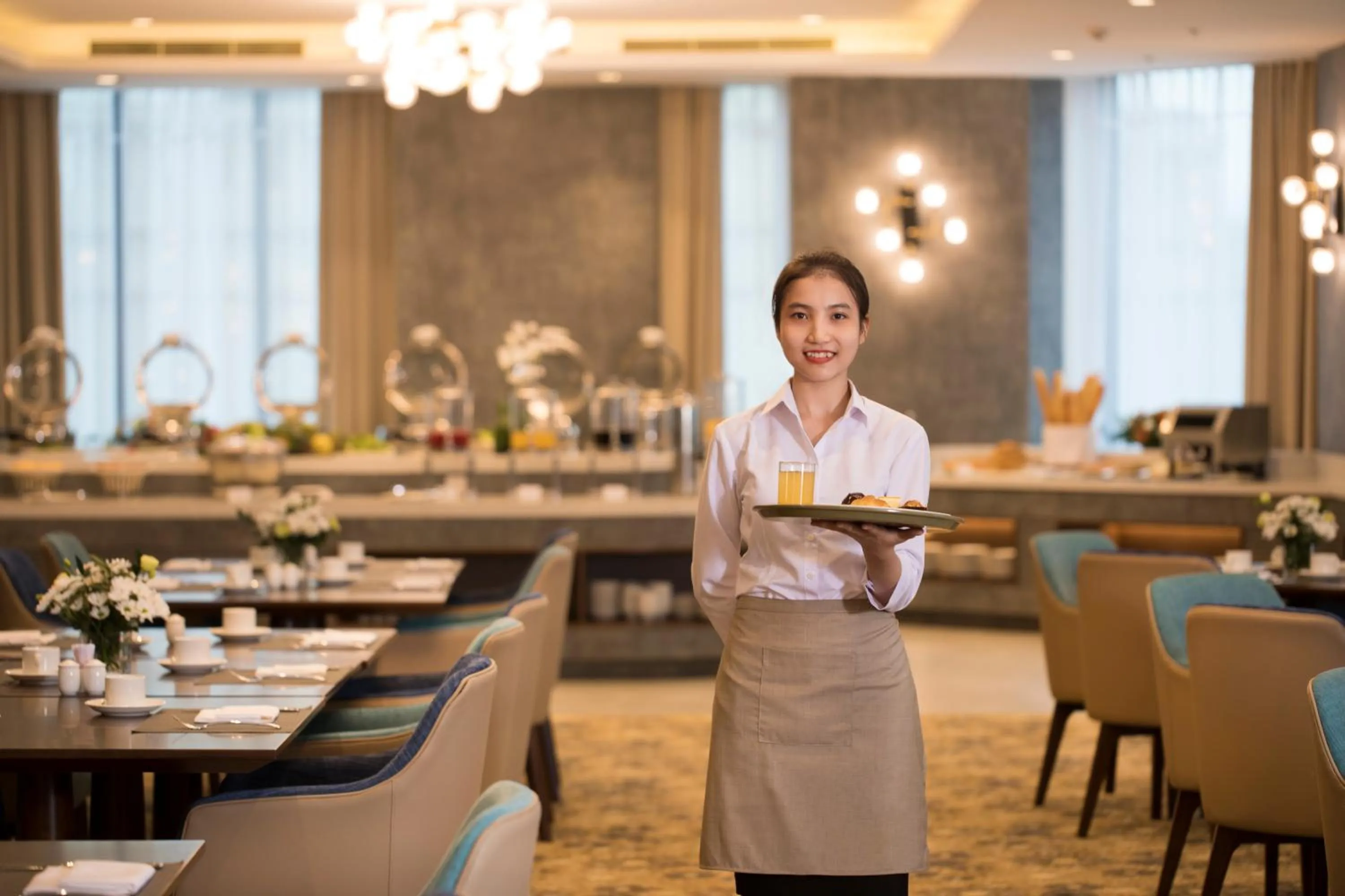 Restaurant/places to eat in Grand Vista Hanoi