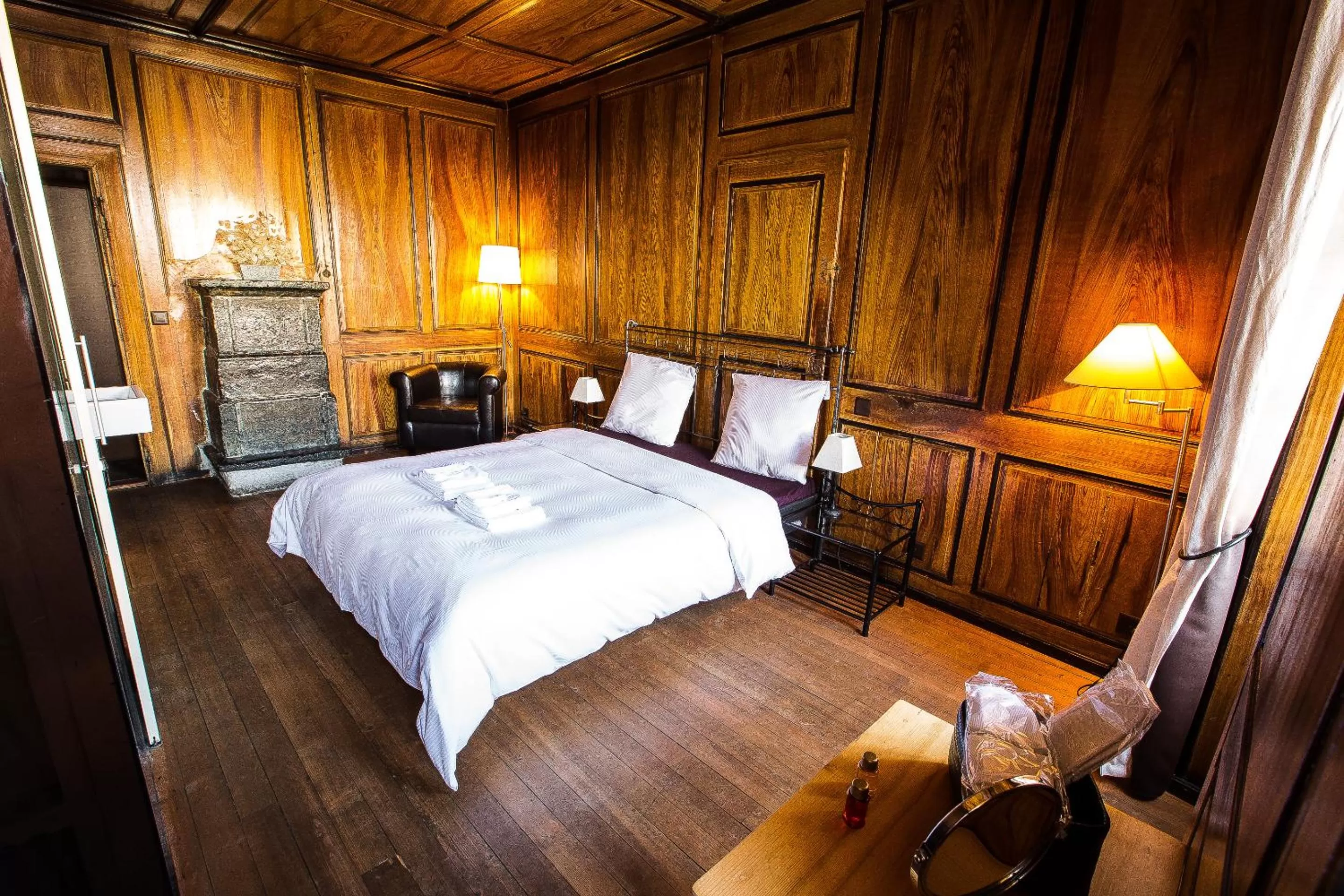 Photo of the whole room, Bed in La Grande Maison