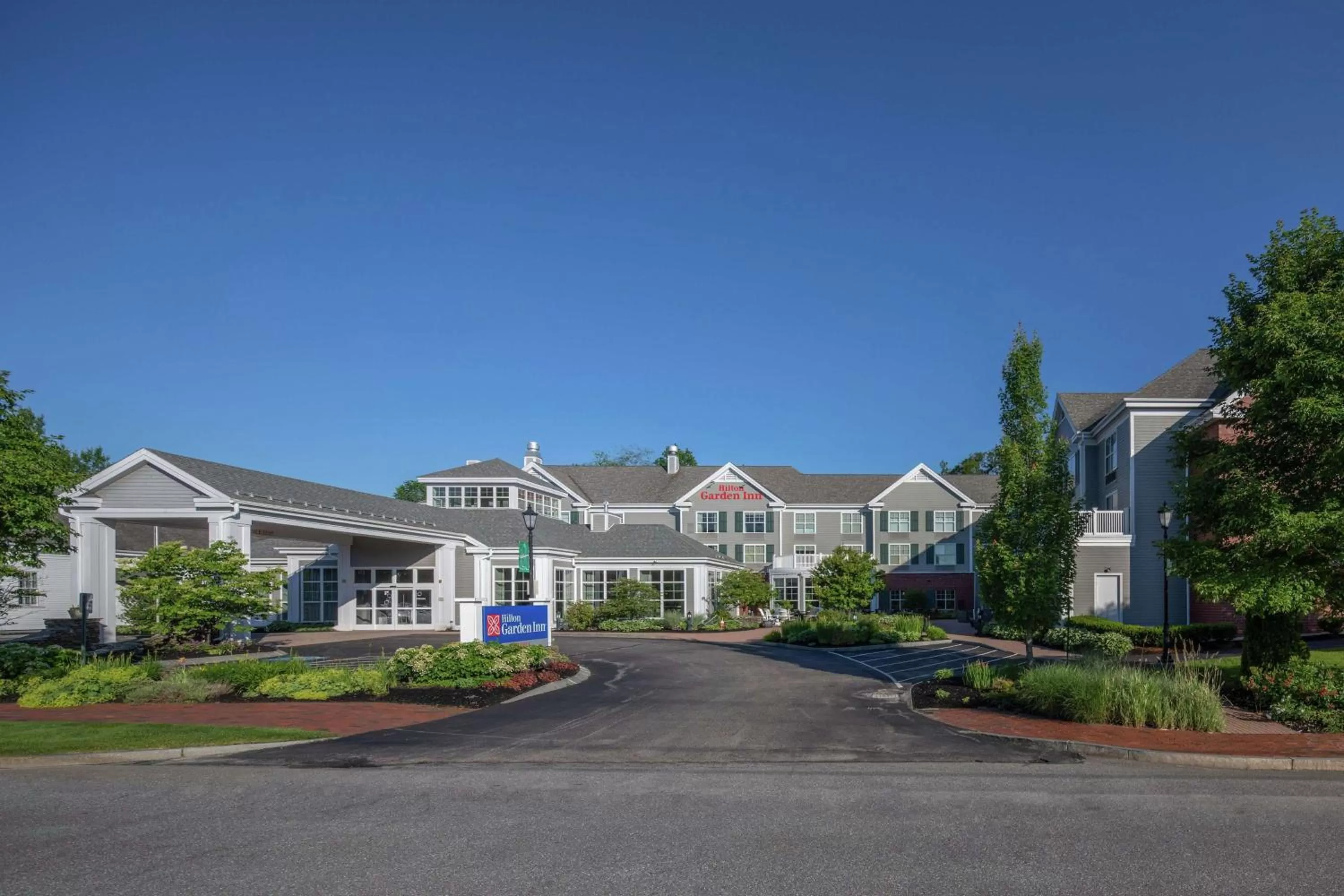 Property building in Hilton Garden Inn Freeport Downtown