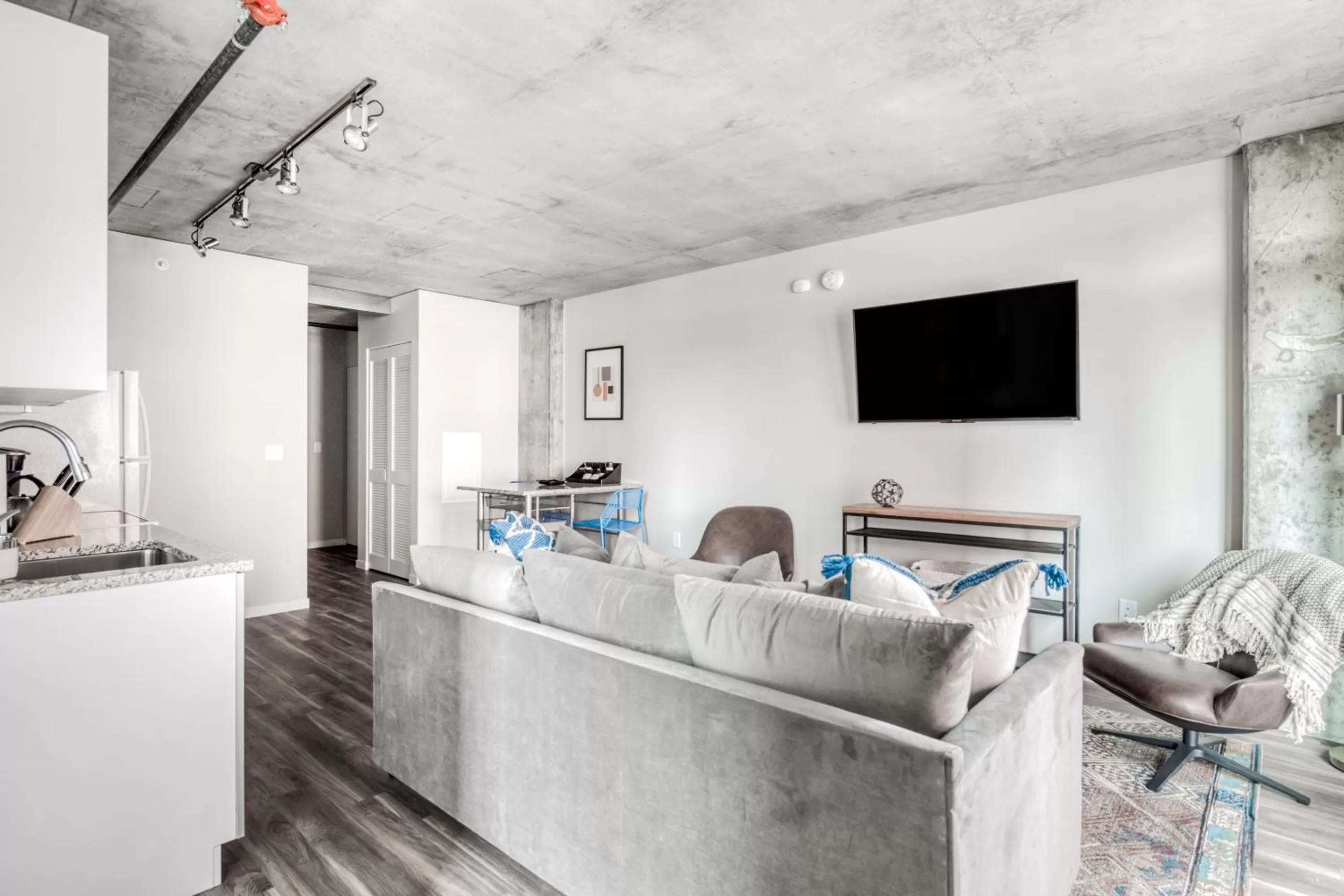 Mint House Minneapolis - Downtown West