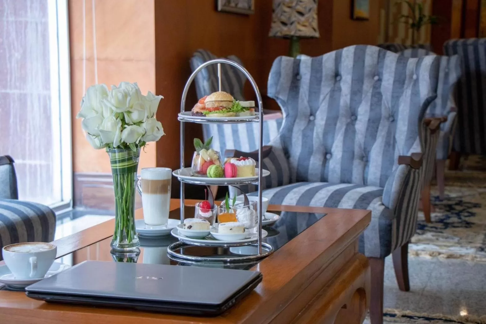 Lobby or reception in Duangtawan Hotel Chiang Mai