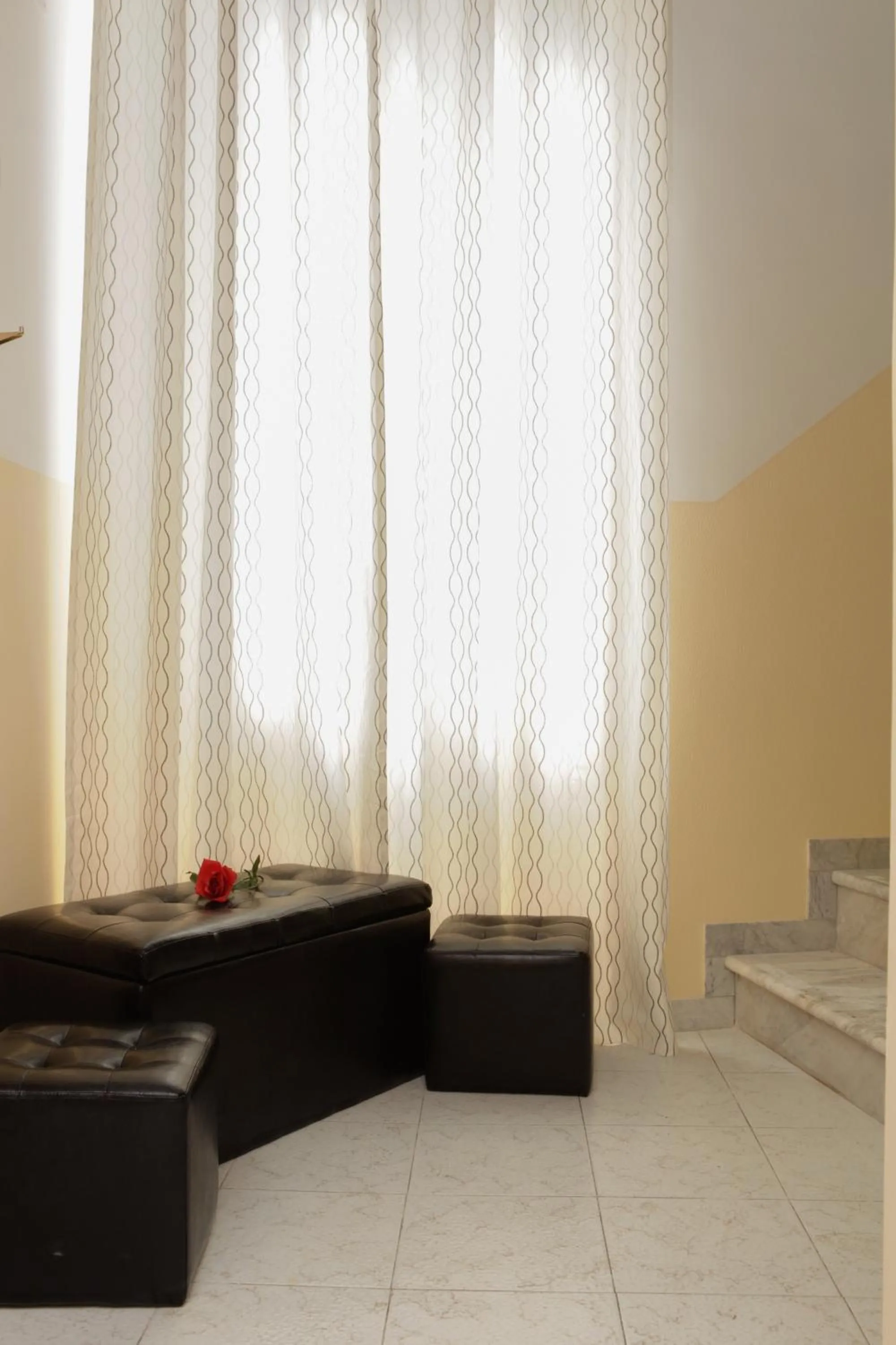 Decorative detail in Hotel Pisa