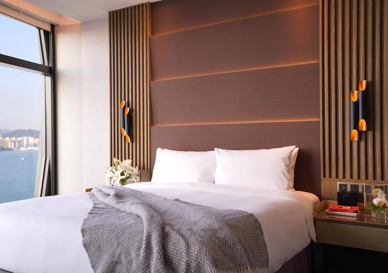 Bed in One-Eight-One Hotel & Serviced Residences