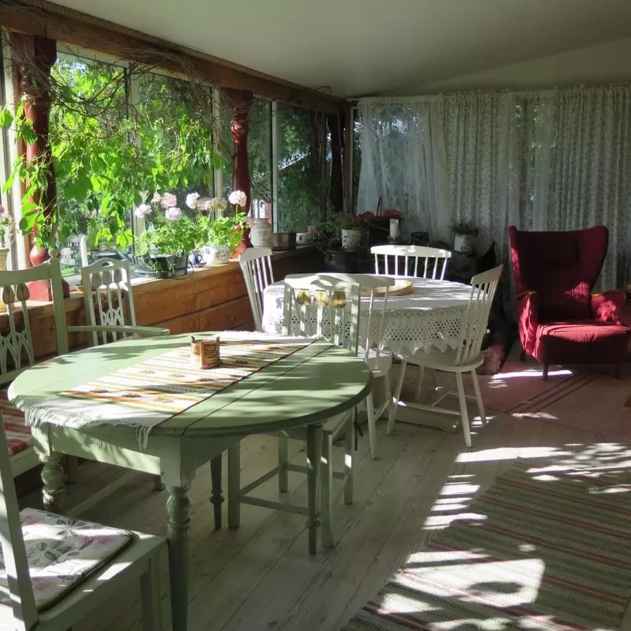 Dining area, Restaurant/Places to Eat in Woodstock B & B Studios