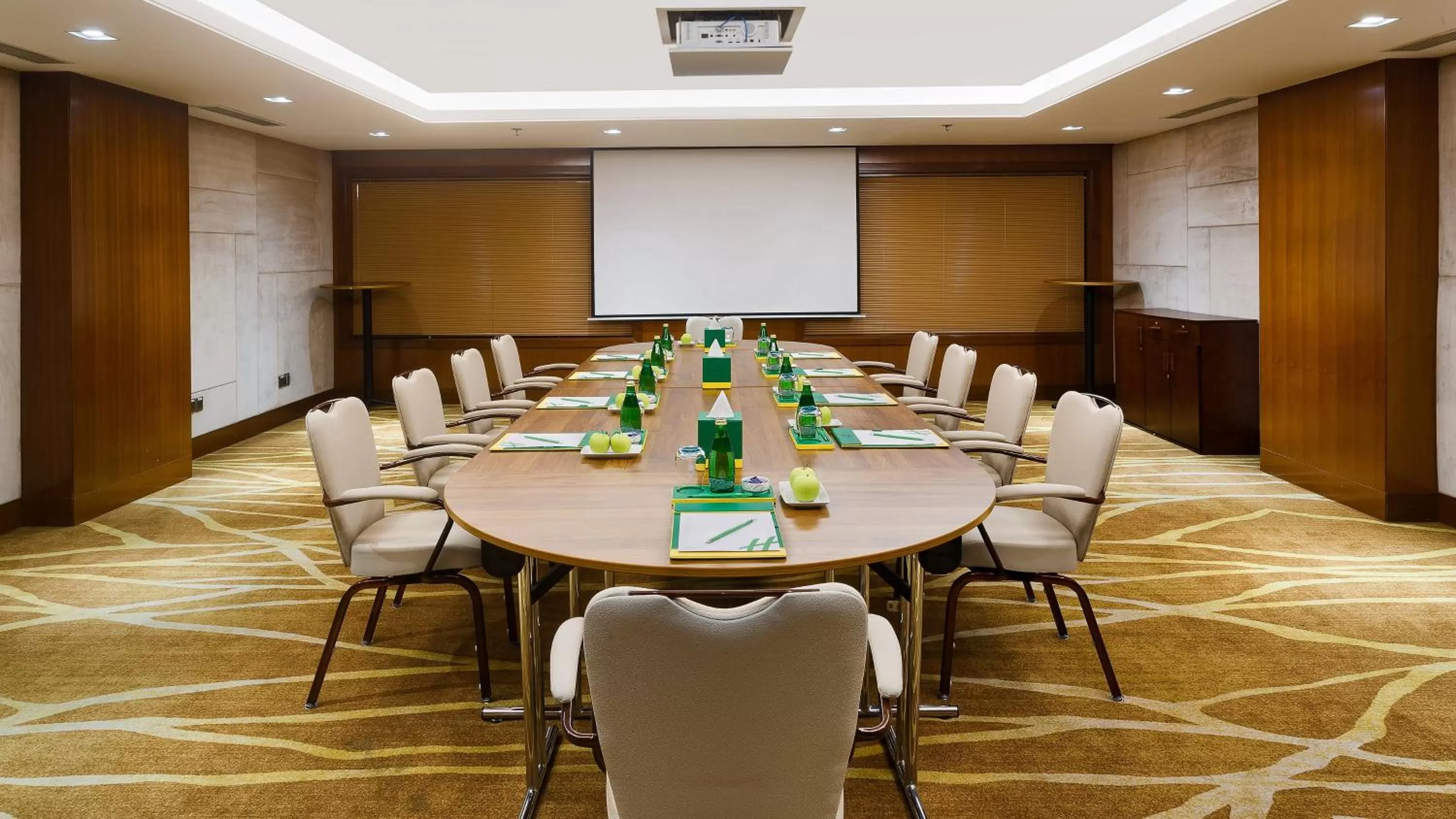 Meeting/conference room in Holiday Inn Dhaka City Centre by IHG