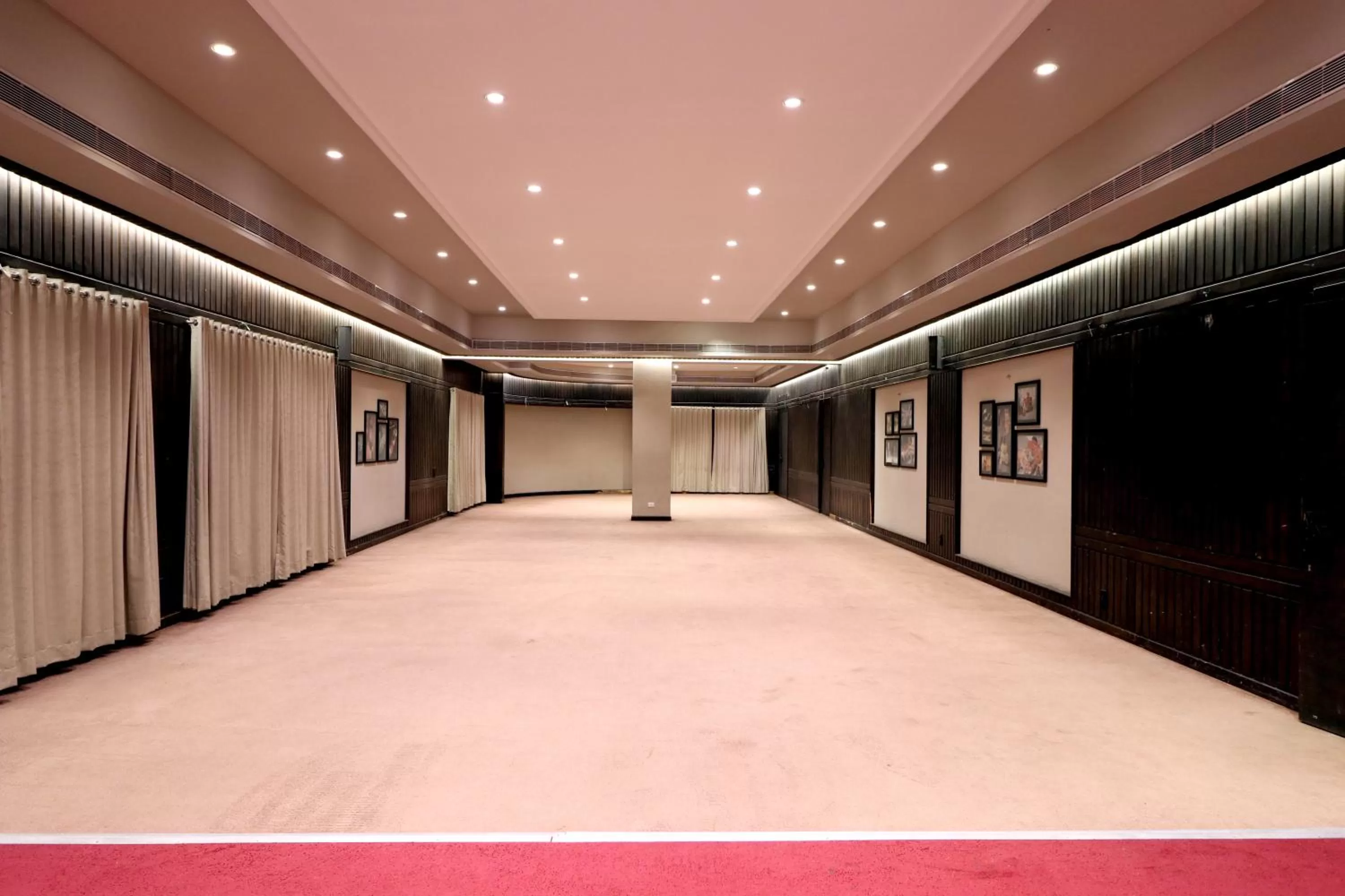 Banquet/Function facilities in Hotel AGC