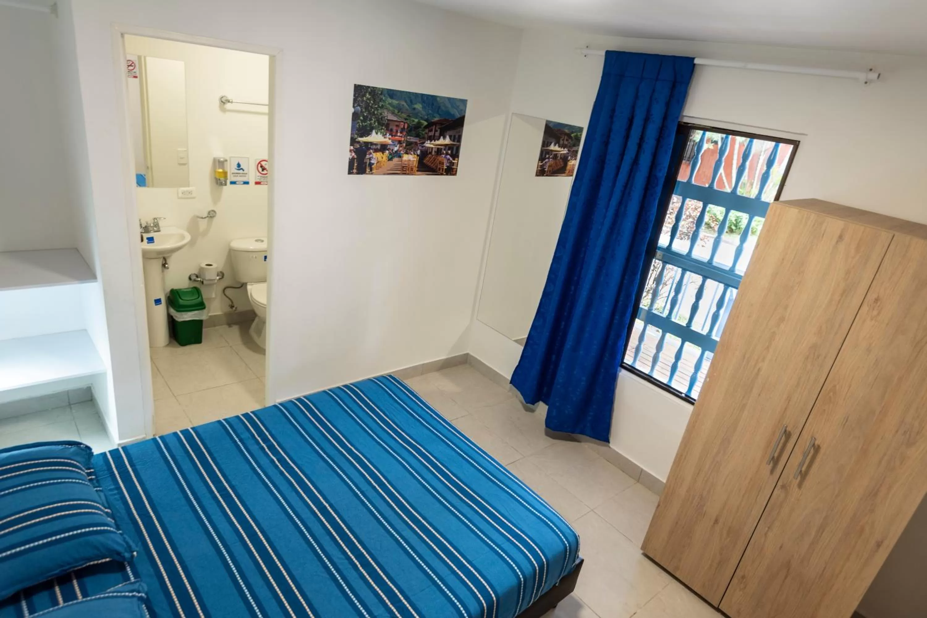 Bedroom, Bed in Air Guest House