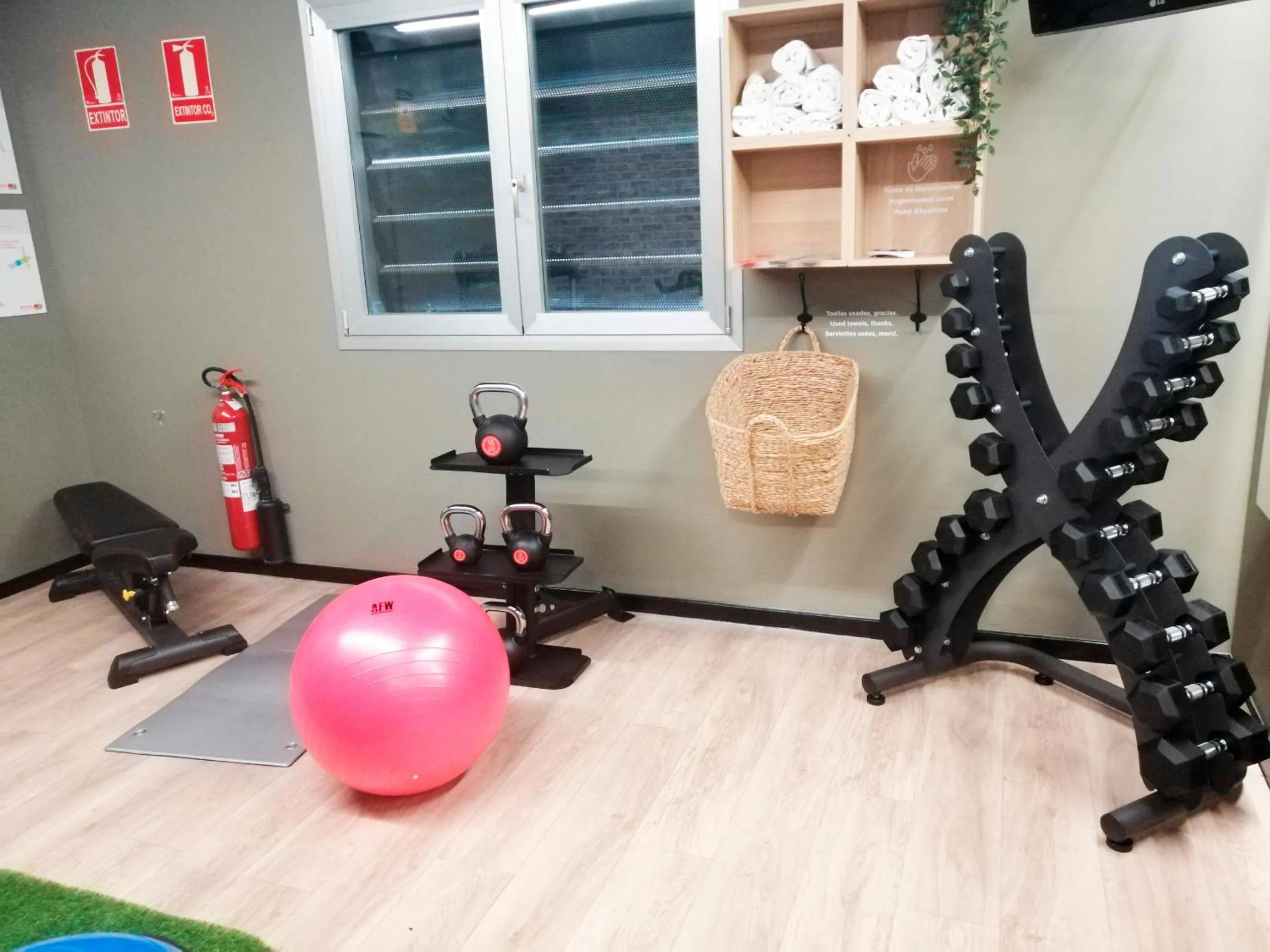 Fitness centre/facilities in Hotel Bed4U Pamplona