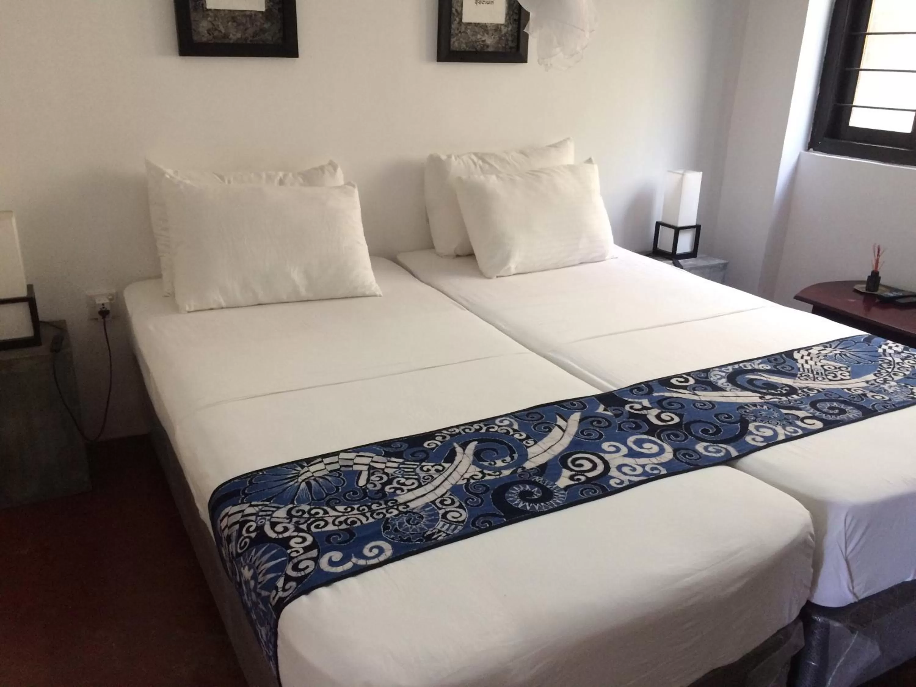 Photo of the whole room, Bed in Selyna Sky Terrace