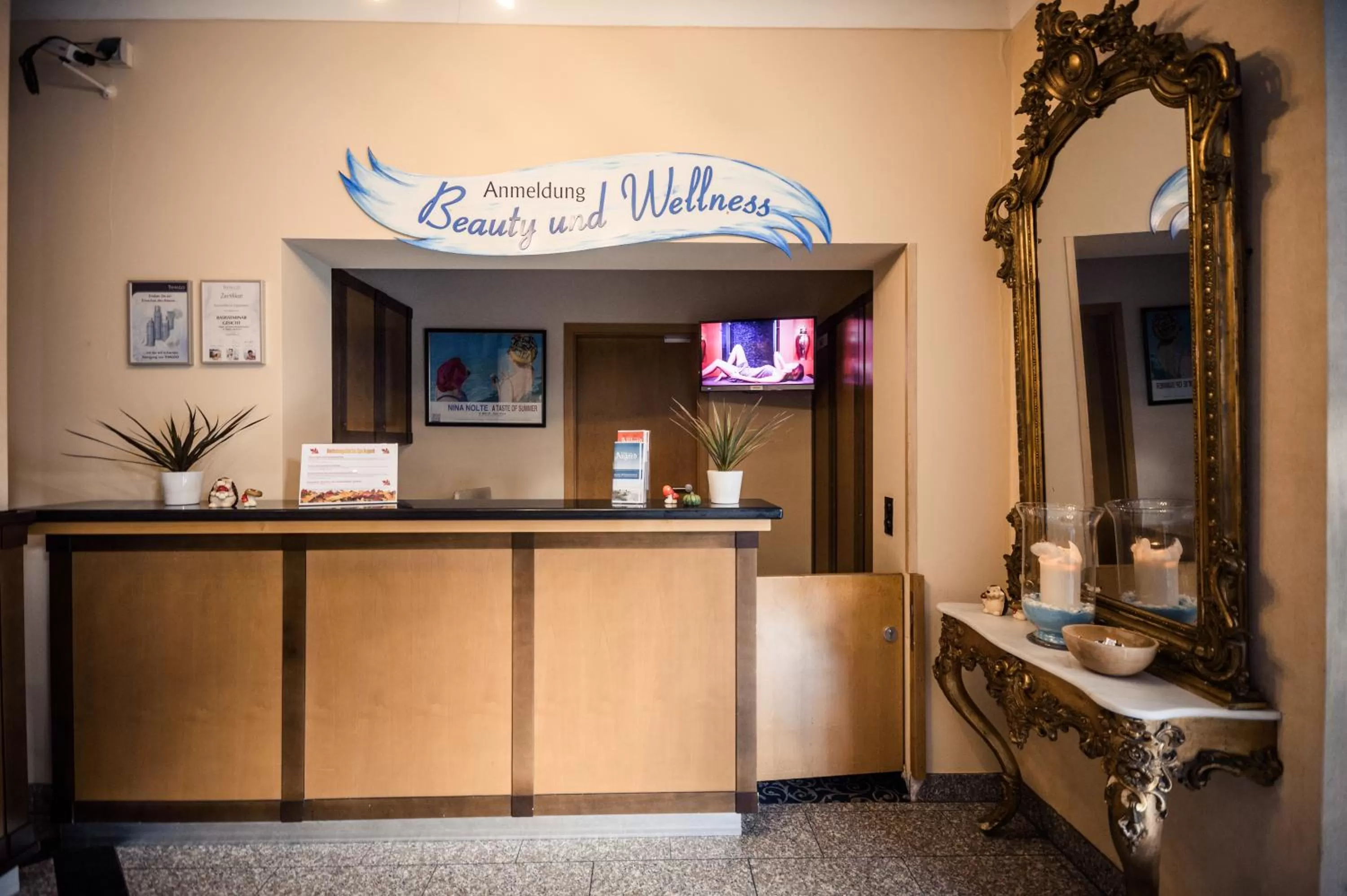 Lobby or reception in Hotel Asgard