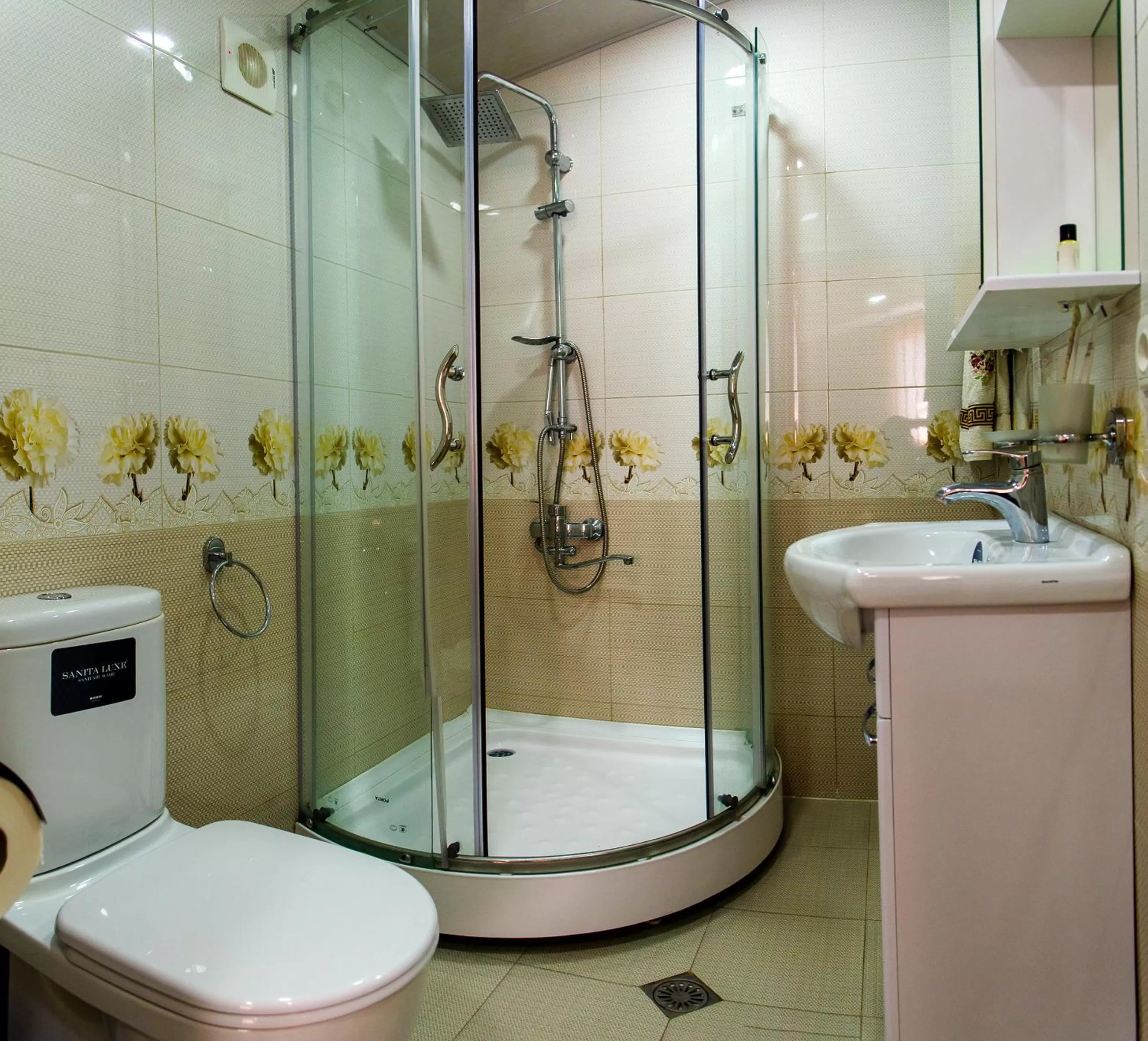 Bathroom in Hotel S.R